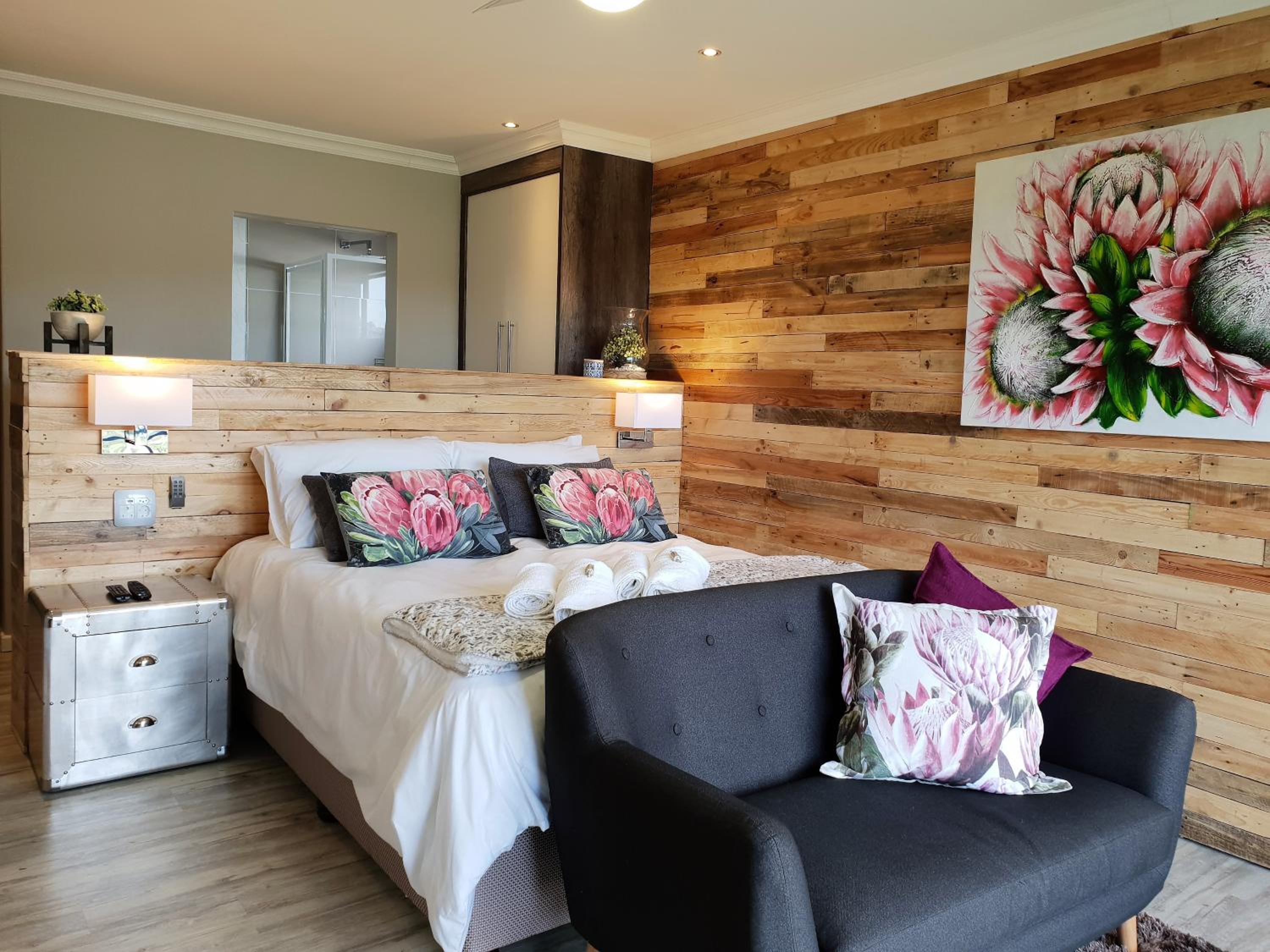 Superior Queen Room photo 1