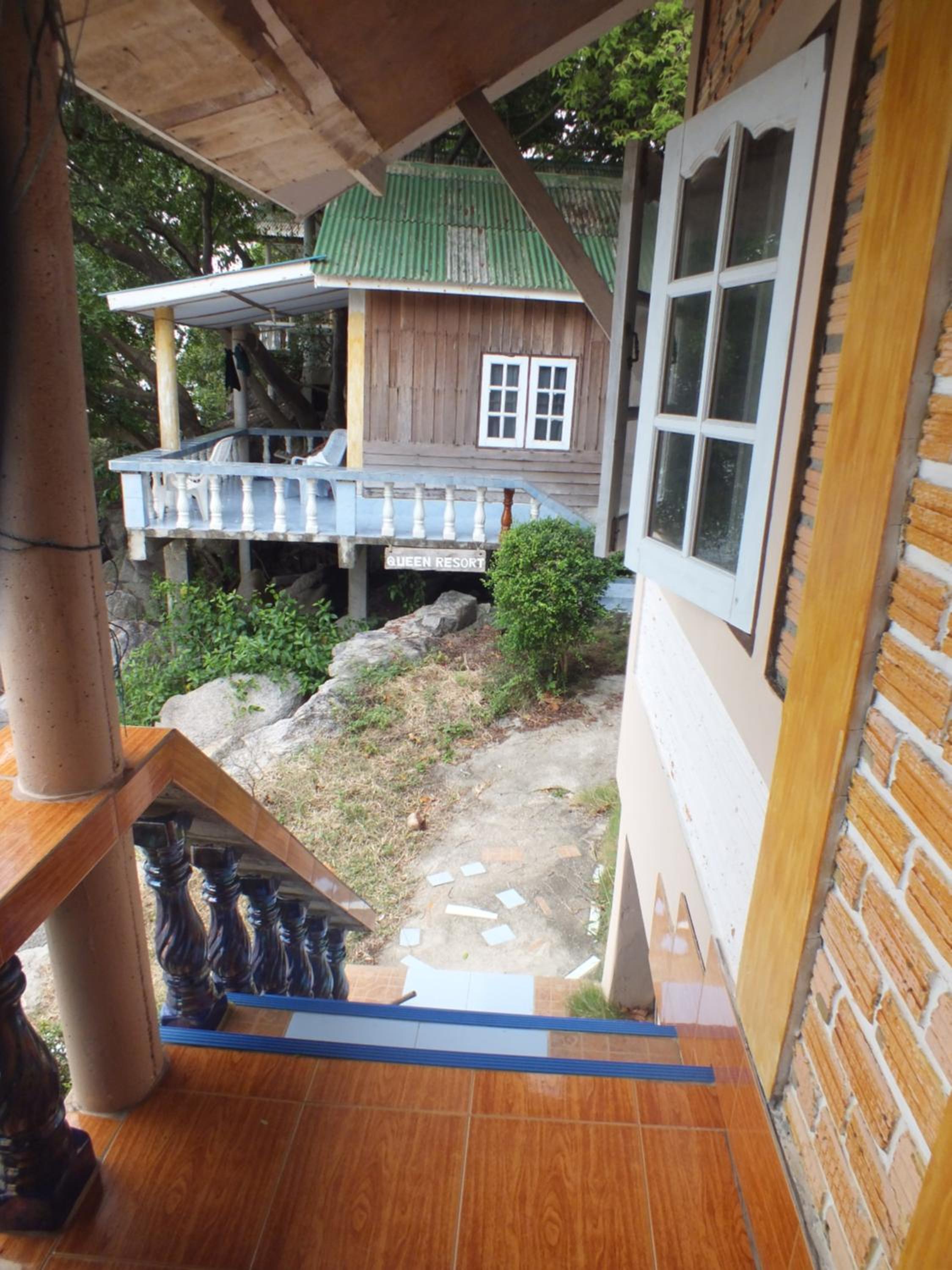Family Room with Fan Balcony and Sea View photo 3