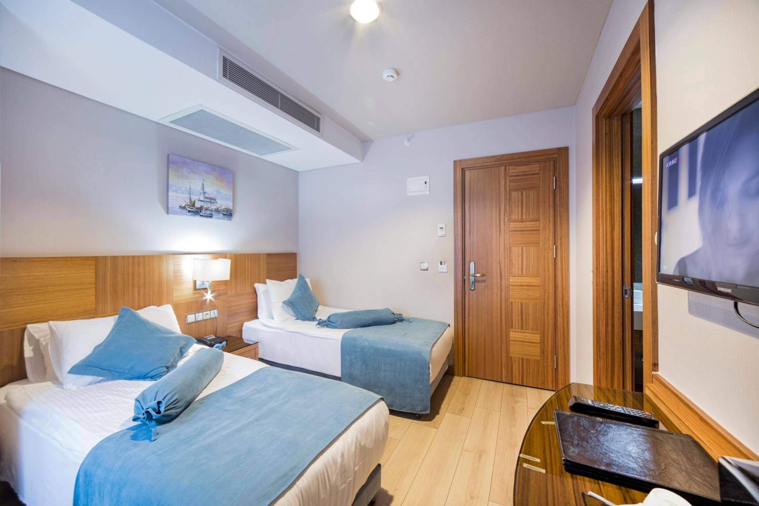 Standard Single Room photo 2