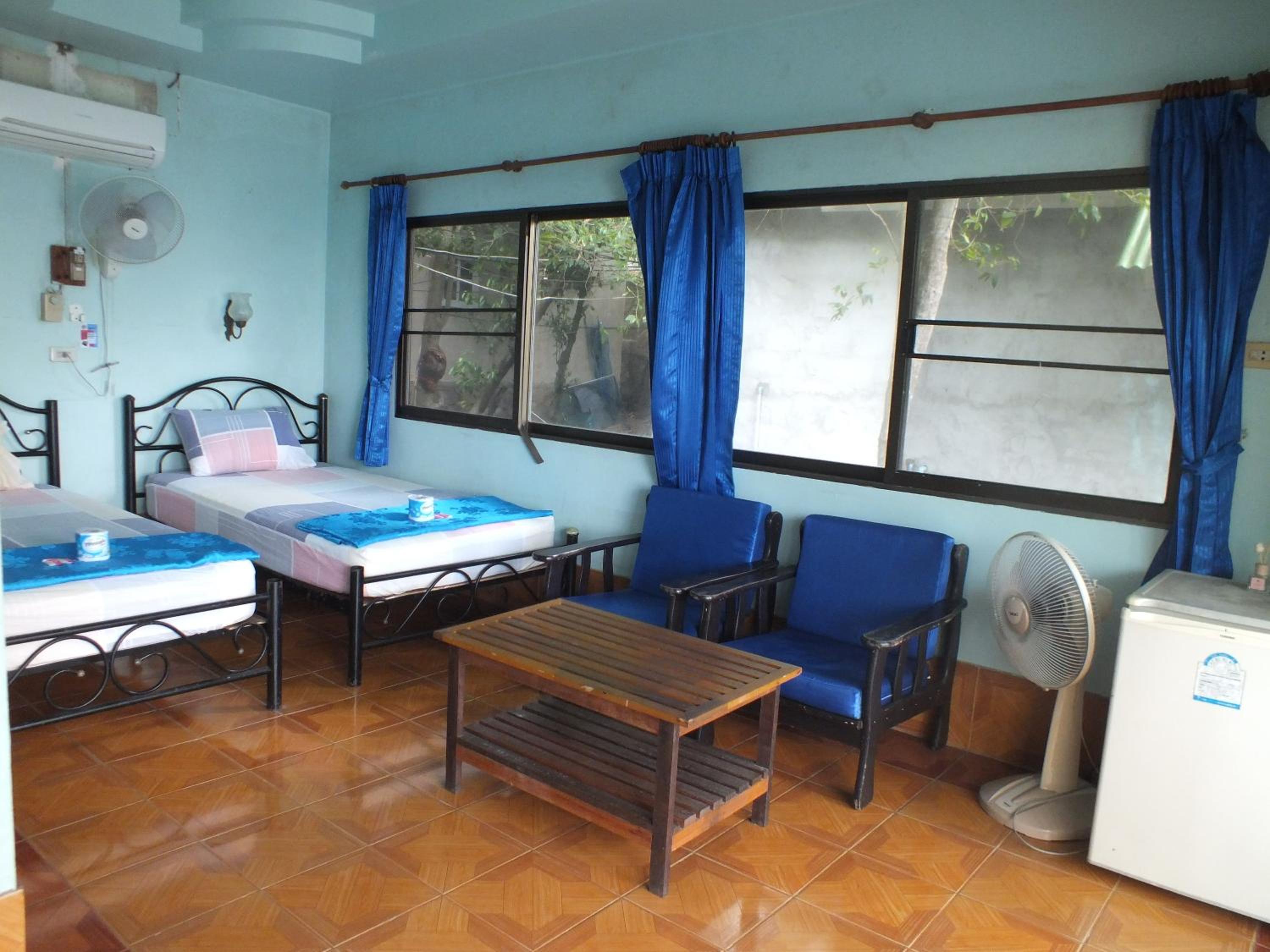 Twin Room with Fan Balcony and Sea View photo 3