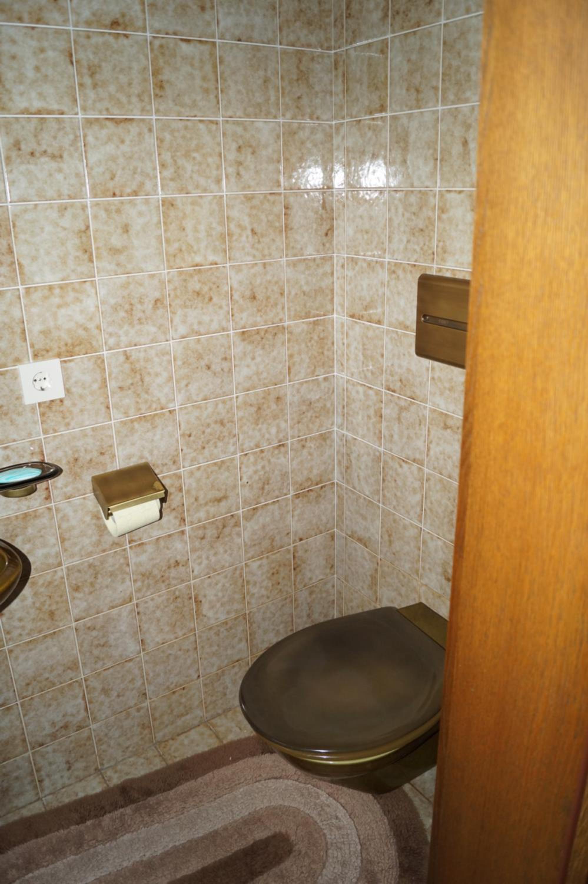 Three-Bedroom Apartment - Photo 39