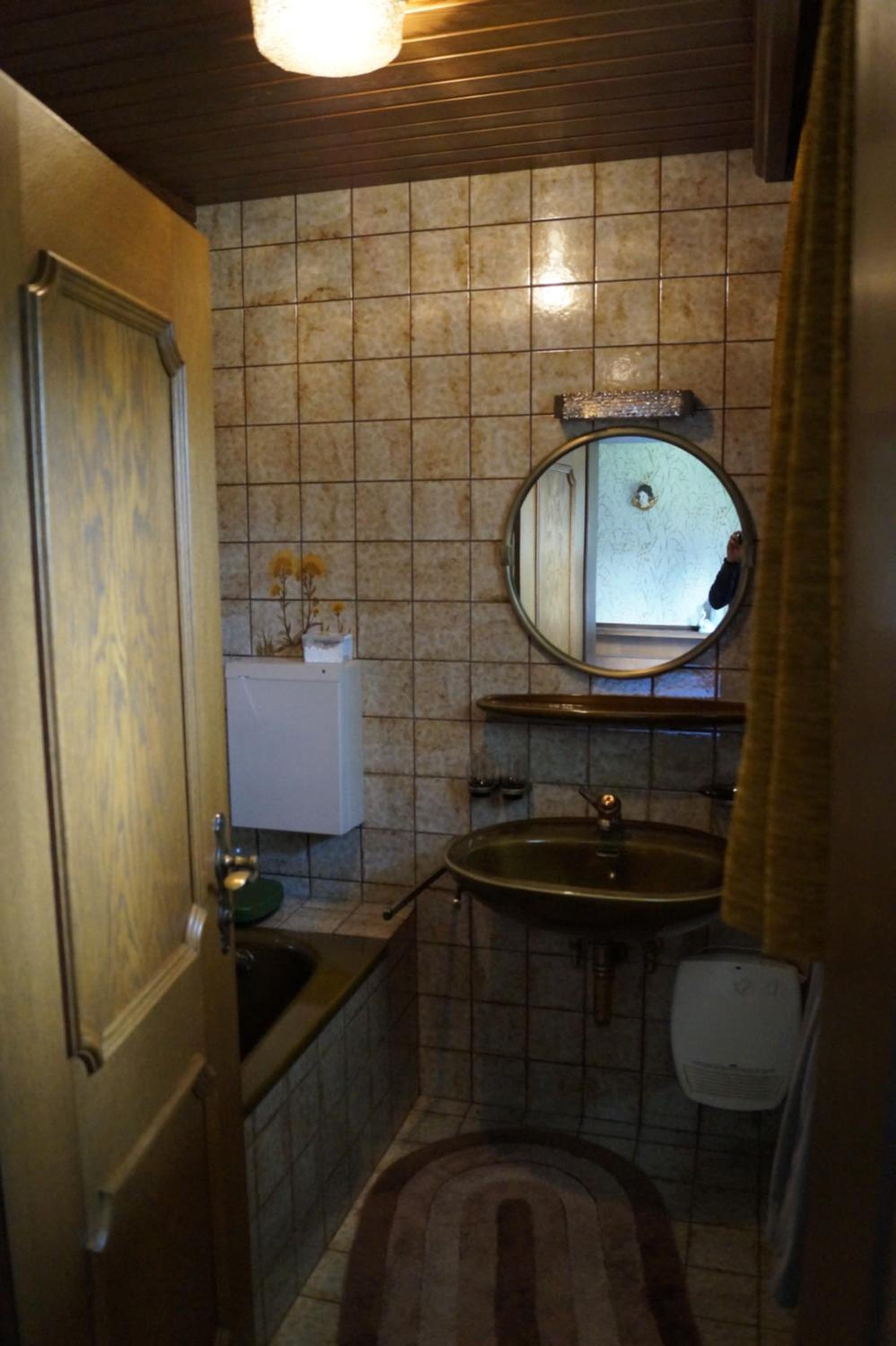 Three-Bedroom Apartment - Photo 37