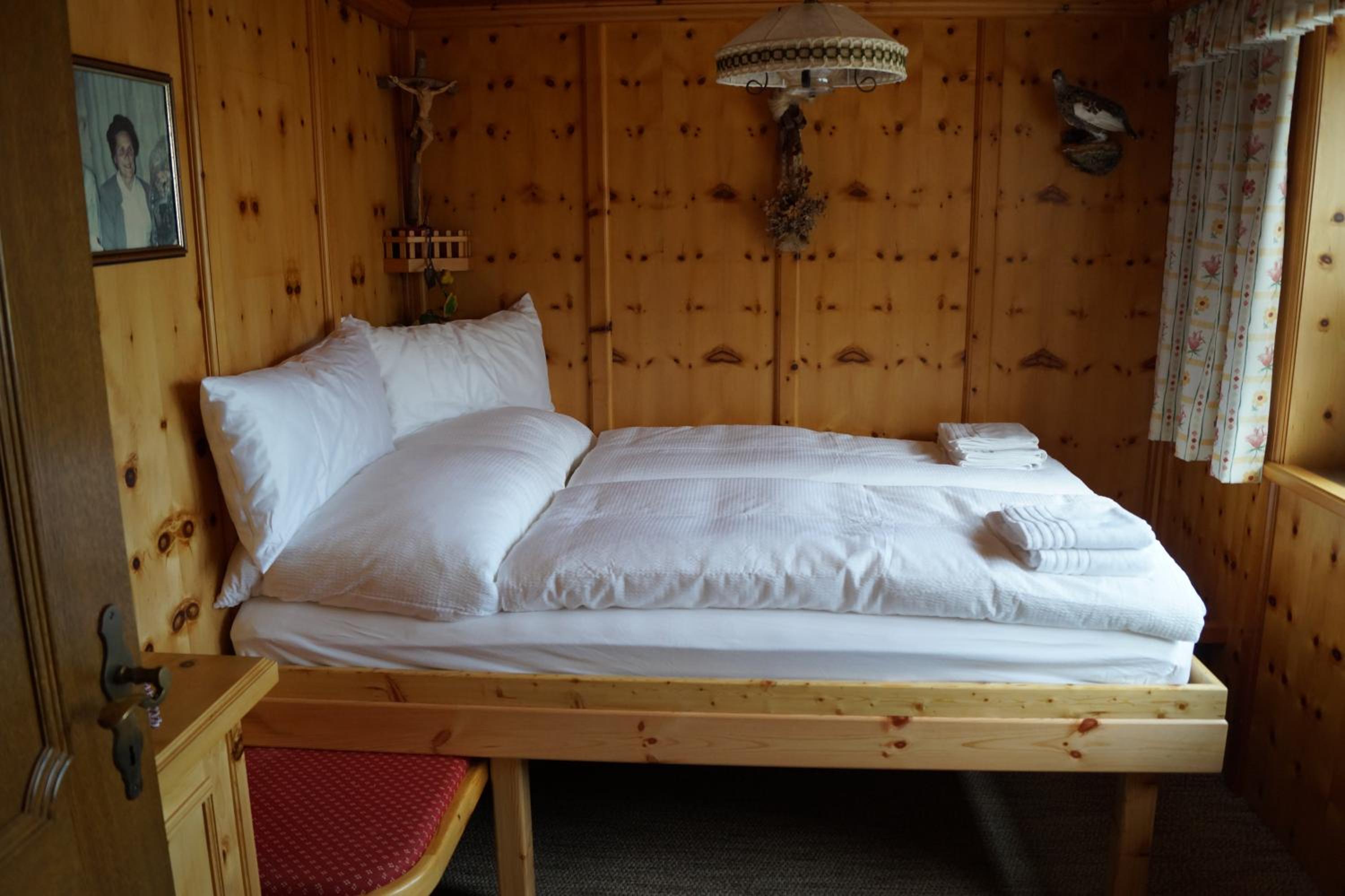 Three-Bedroom Apartment - Photo 31