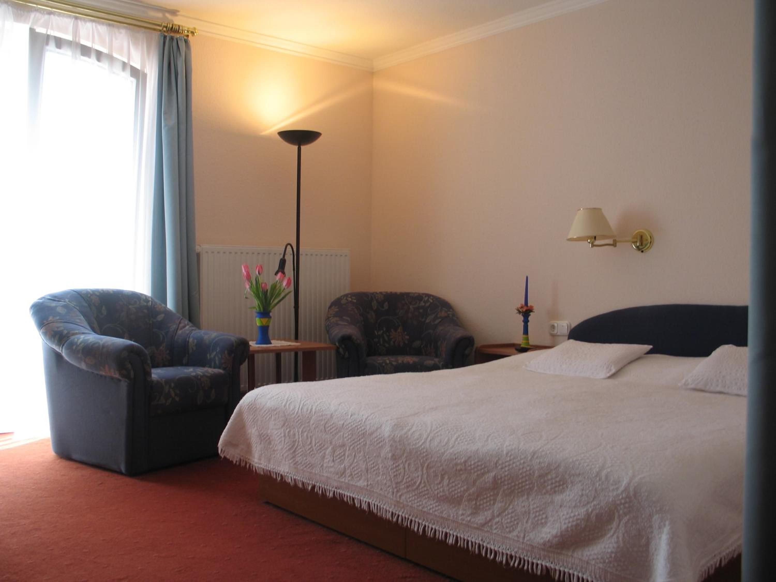 Double Room - Photo 5