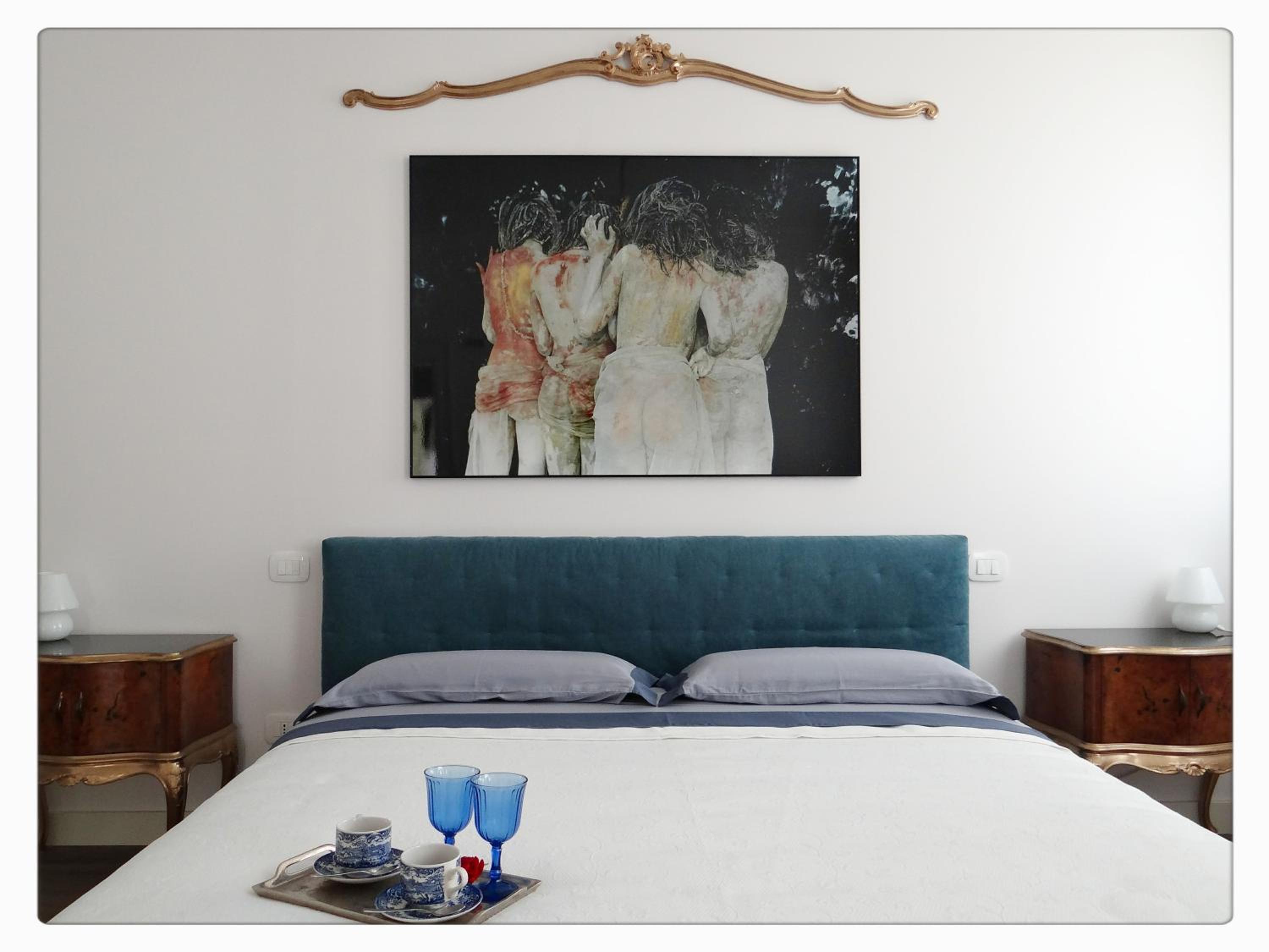 Triple Room with Private Bathroom - Photo 9