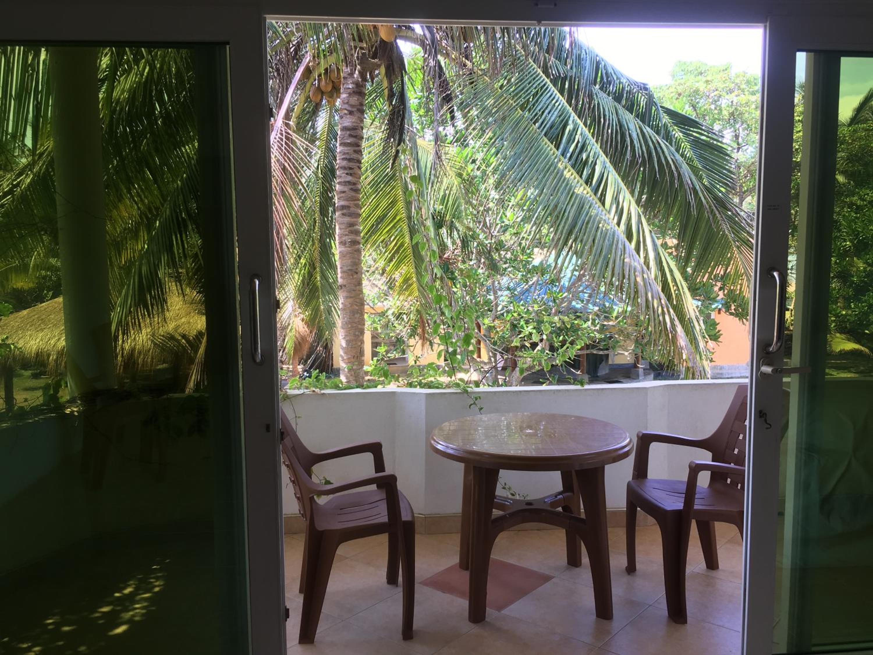 Family Room with Balcony photo 3