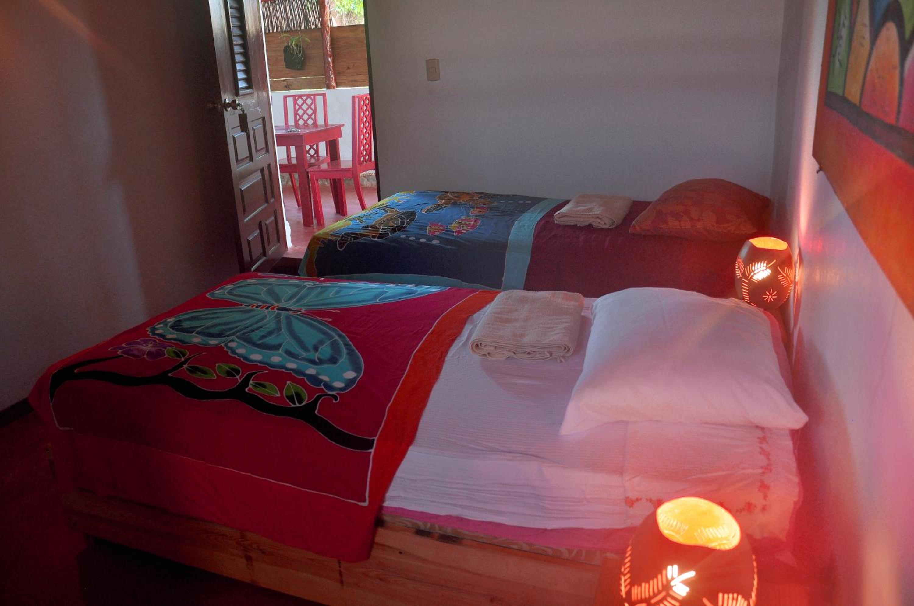 Twin Room With Private Bathroom photo 3