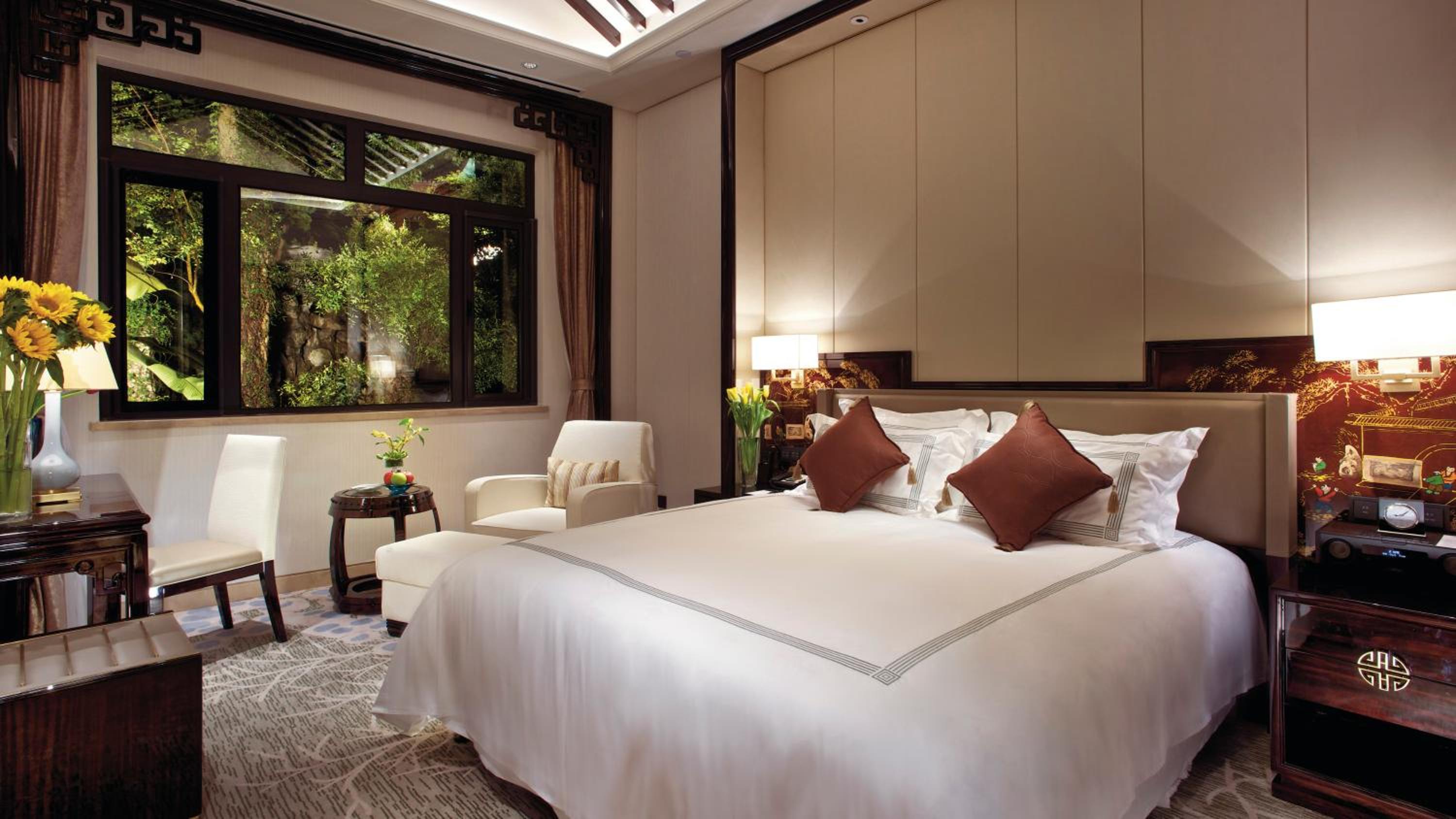 Queen Room with Garden View photo 2