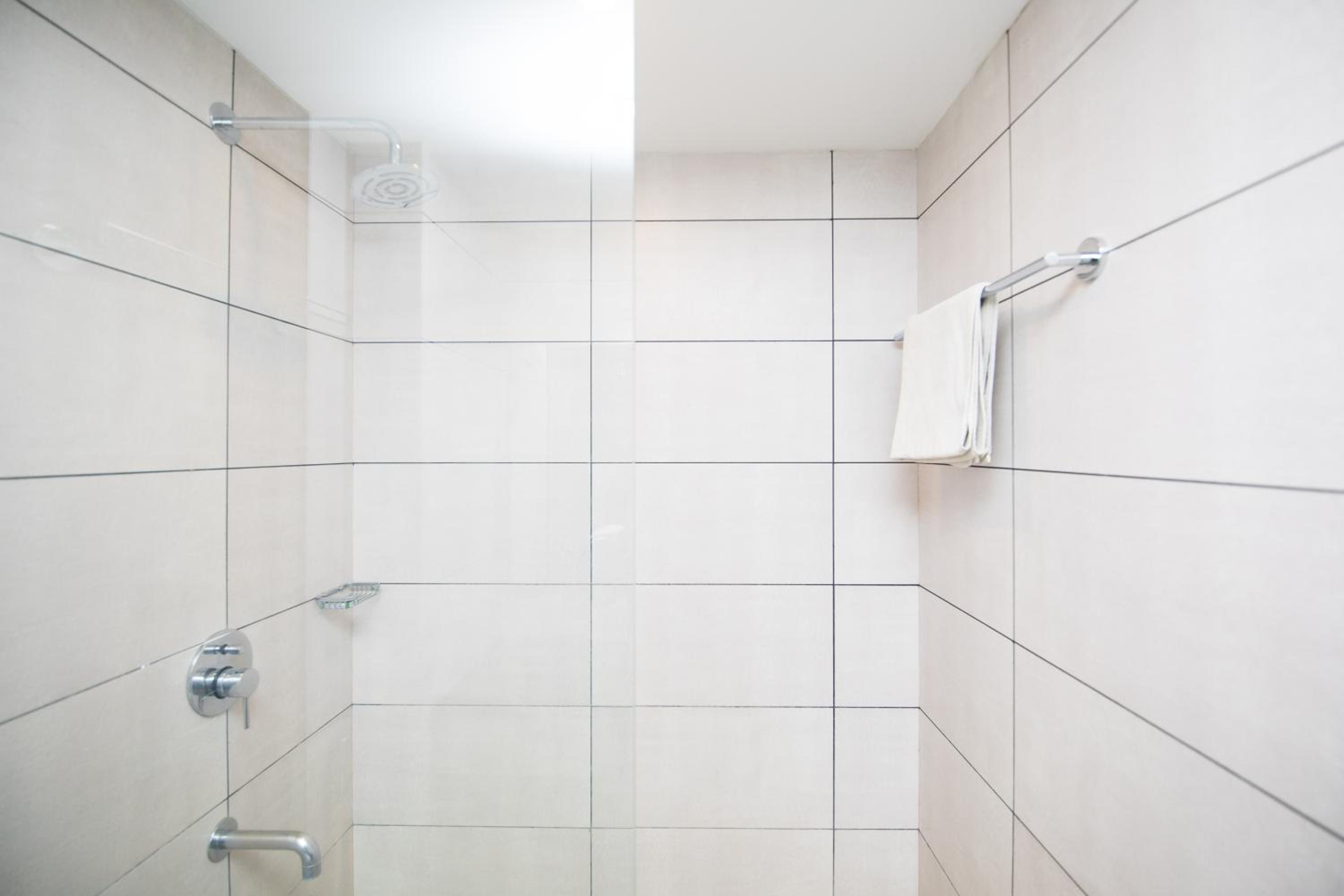 Budget Single Room - Non A/C photo 3