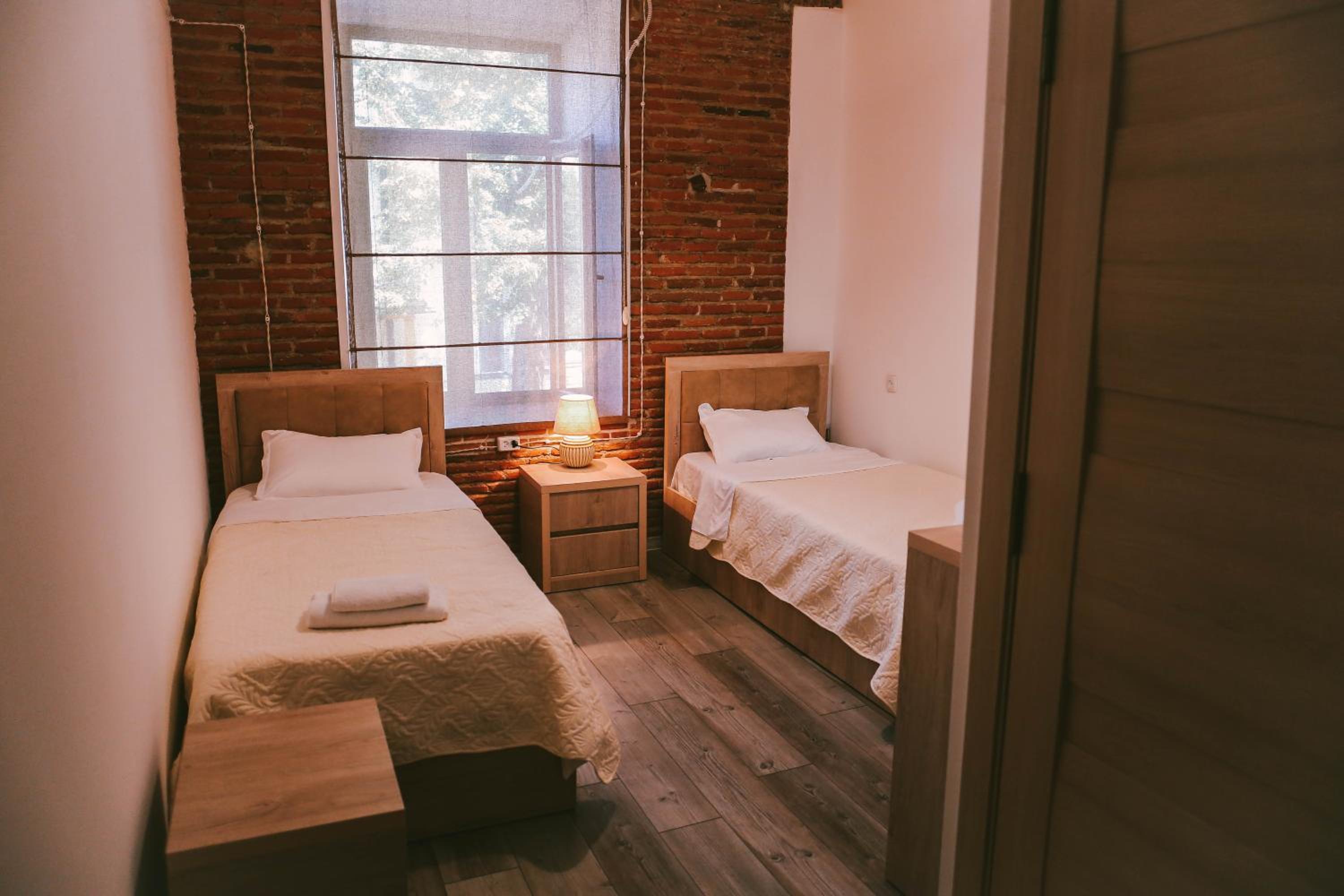 Twin Room with Shower