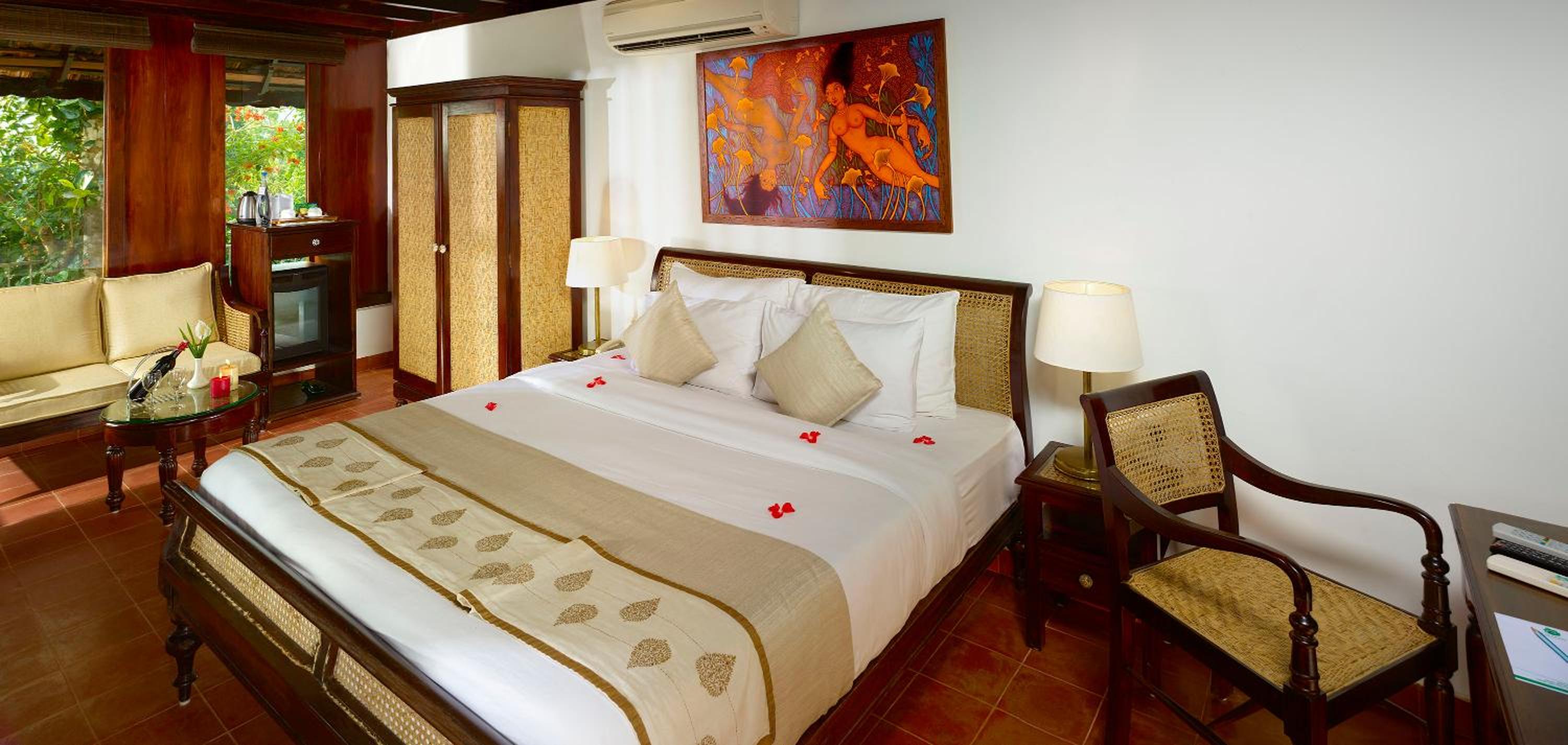 Honeymoon pool villa