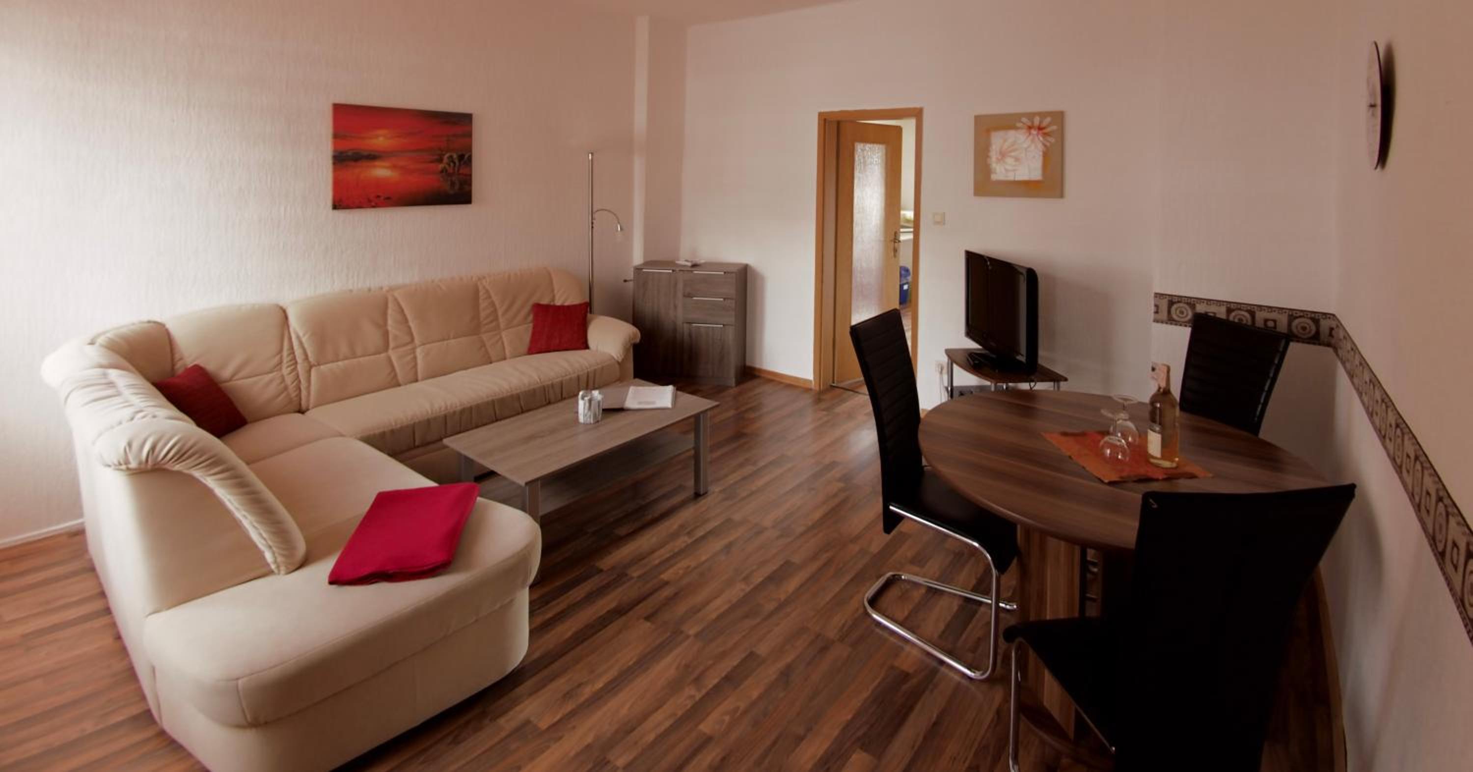 Superior One-Bedroom Apartment with Balcony and Garden View photo 1