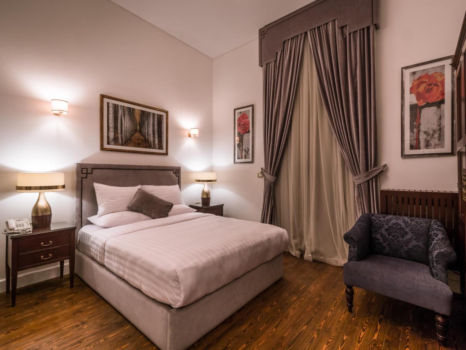 Standard Double Room photo 3