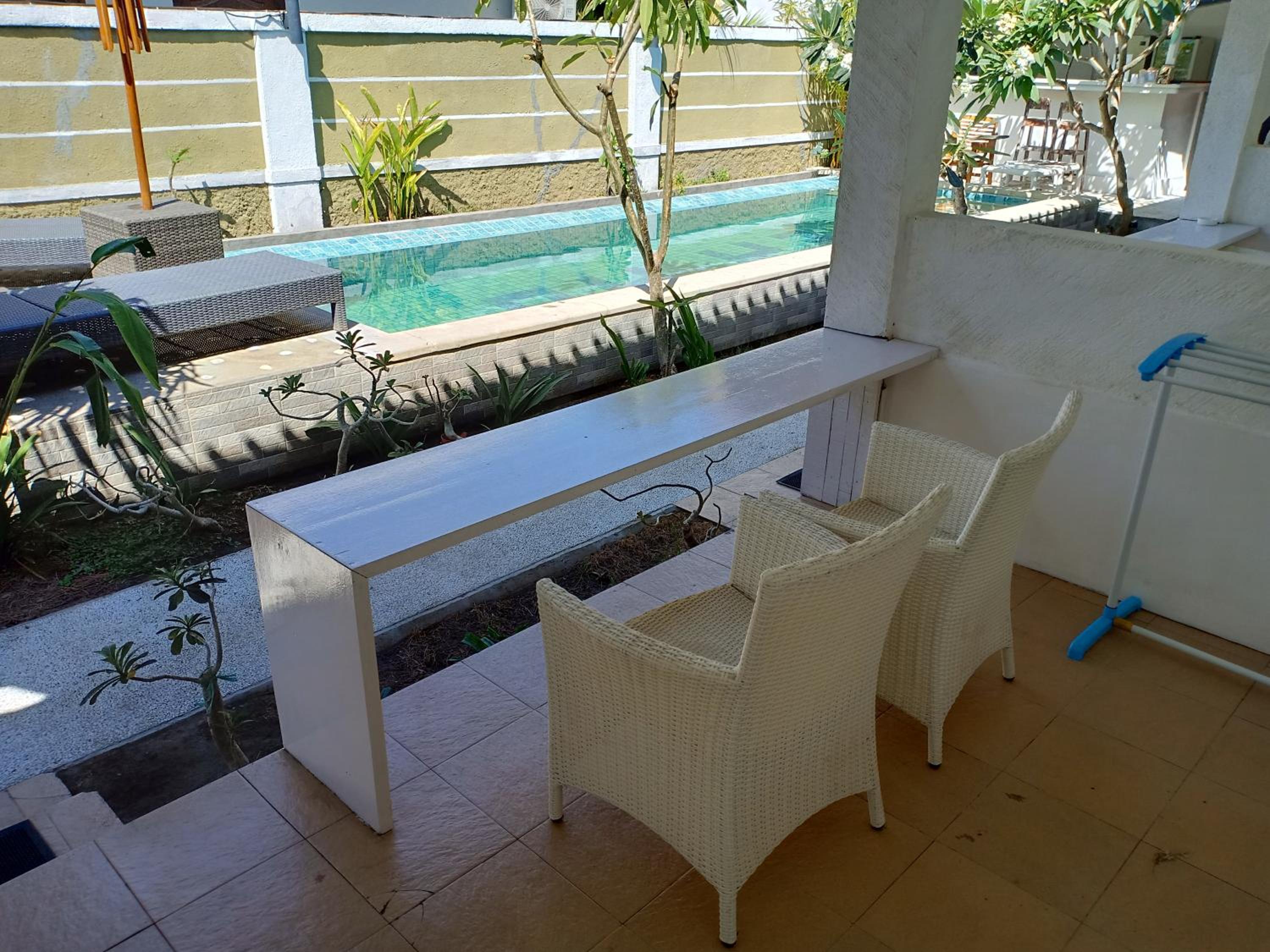Twin Room with Pool View photo 3