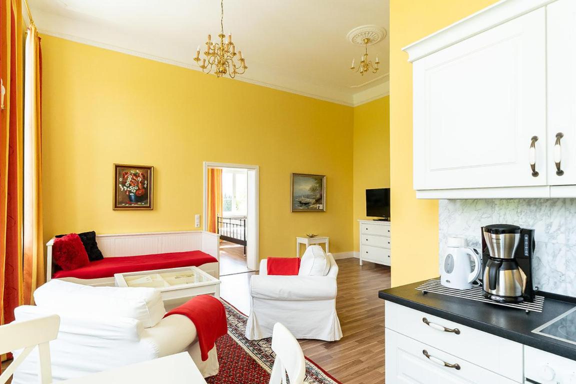 Deluxe Apartment