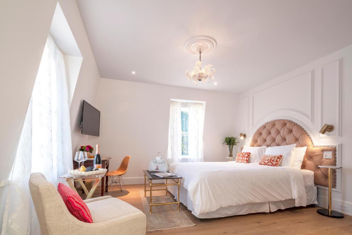 Standard King Room photo 2