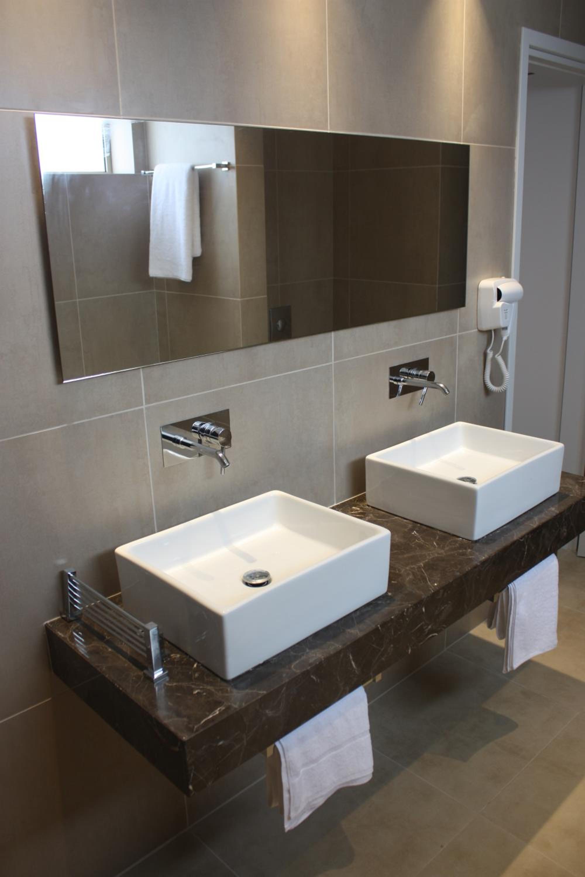 Comfort Suite with Airport Transfer  photo 3