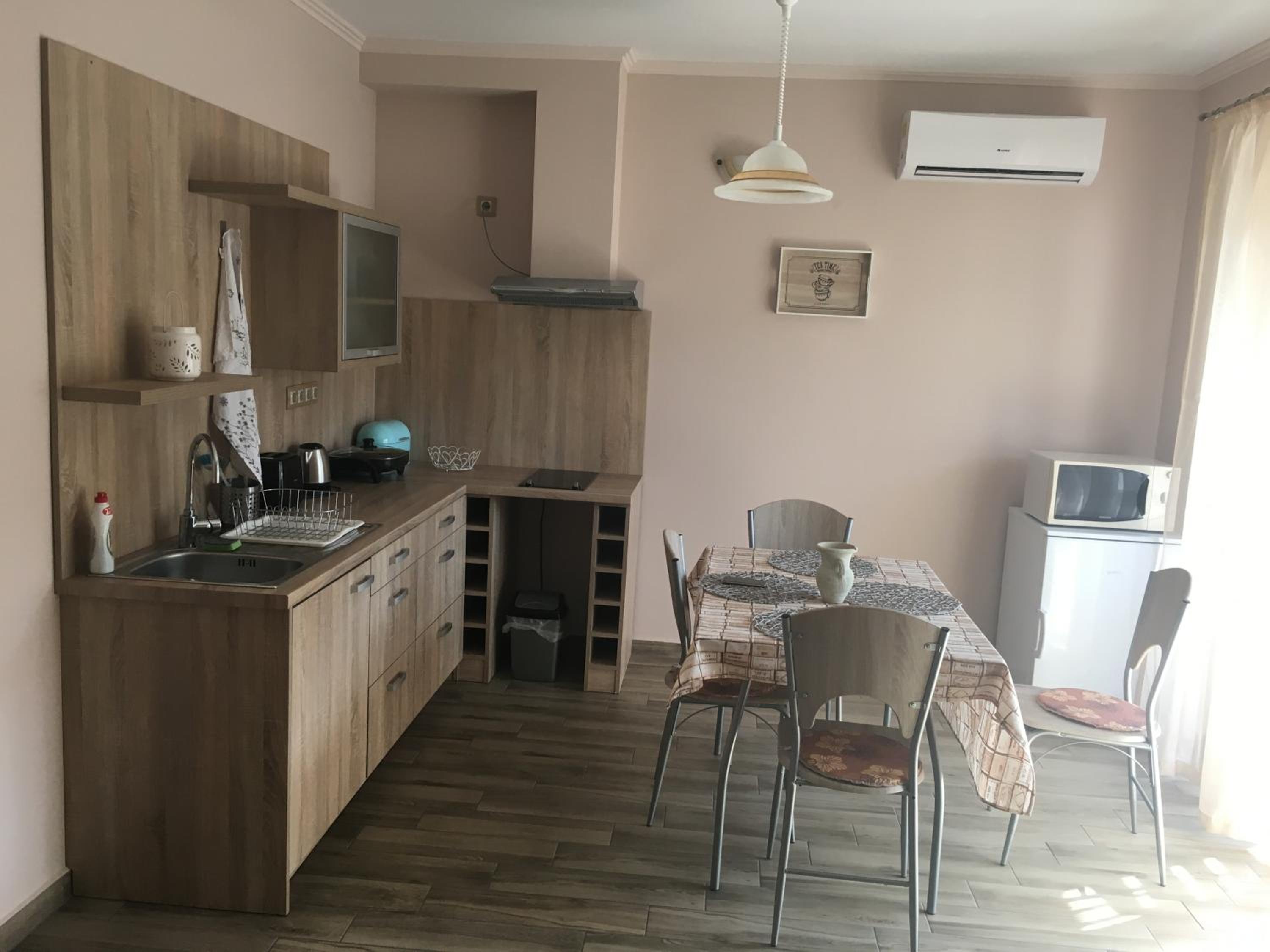 Apartment - Photo 19