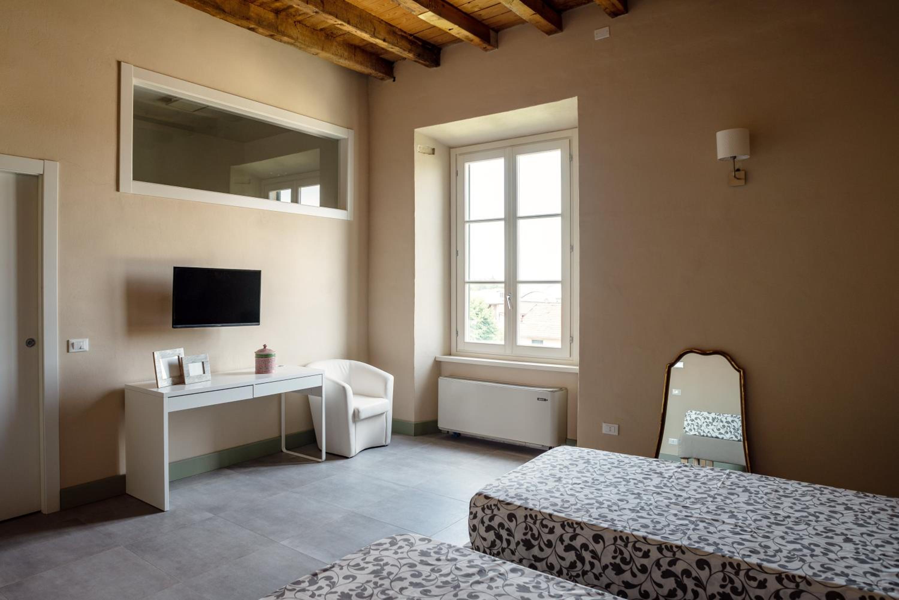 Double or Twin Room with Garden View photo 1
