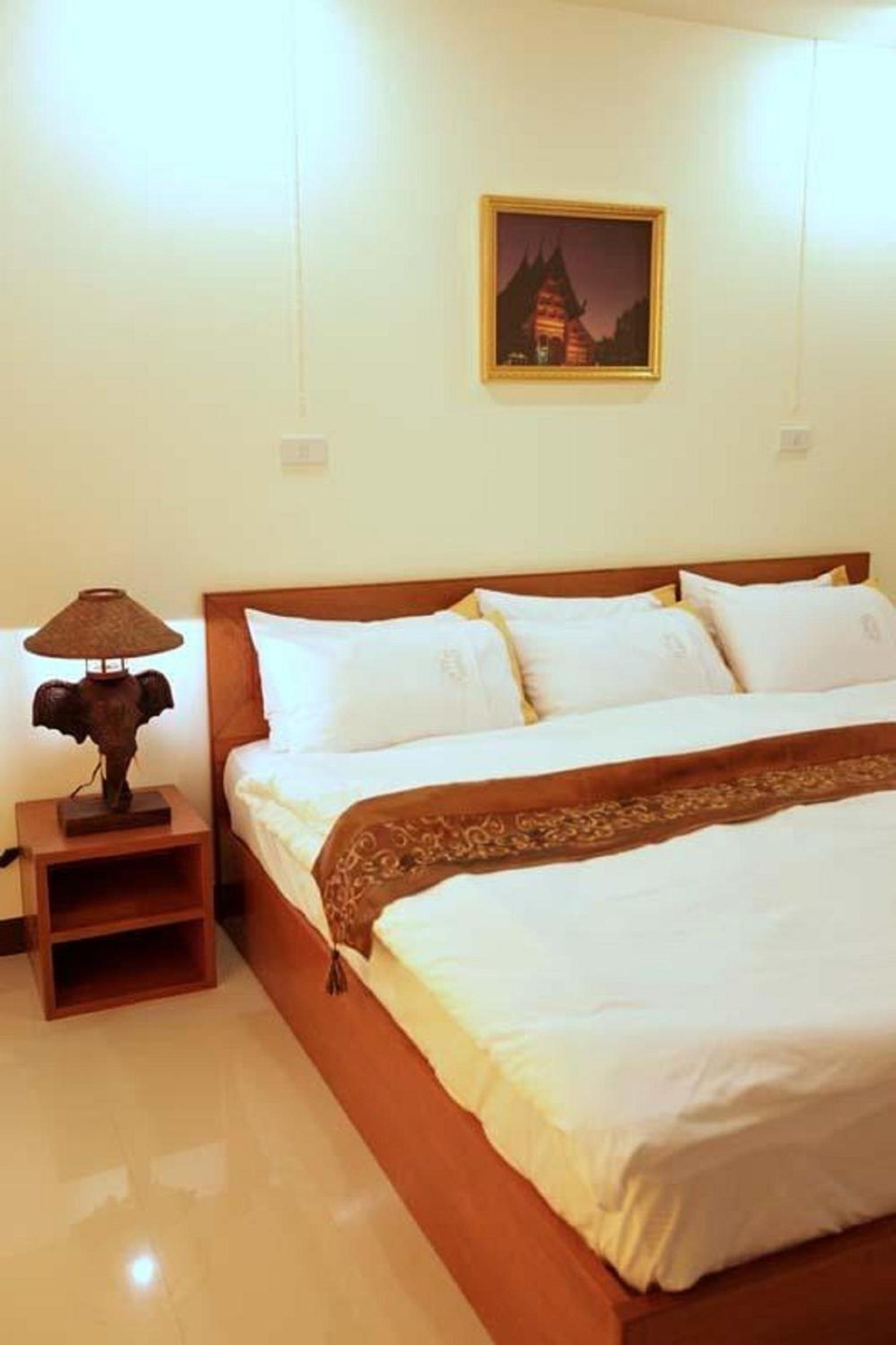 Luxury Triple Room