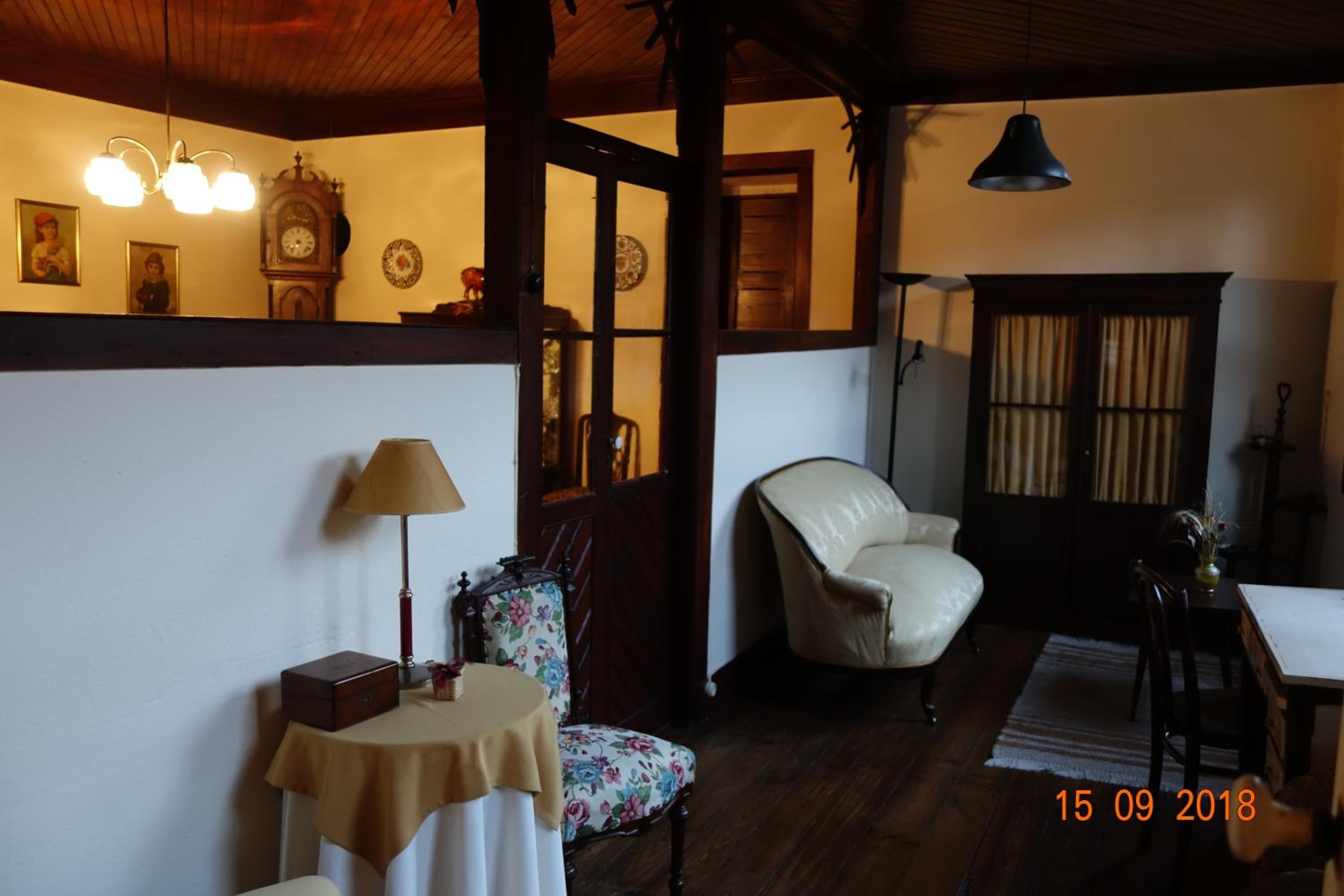 Three-Bedroom House - Photo 30