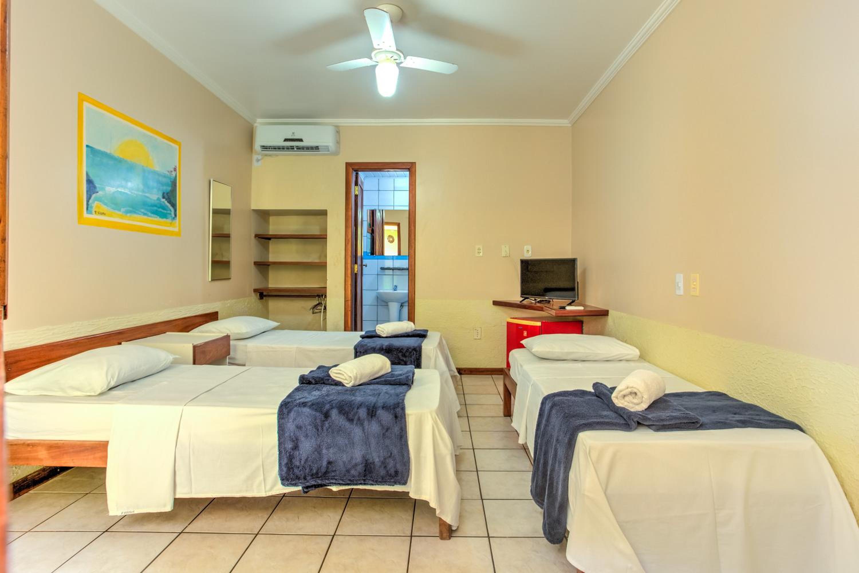 Standard Triple Room photo 2