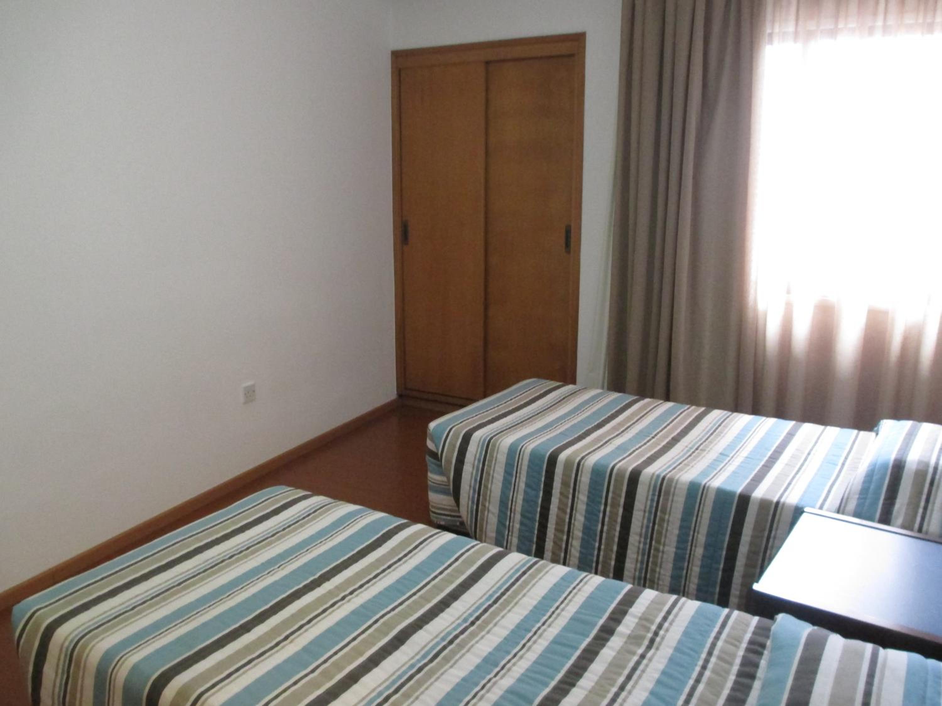 Family Room (2 Adults + 2 Children) photo 3