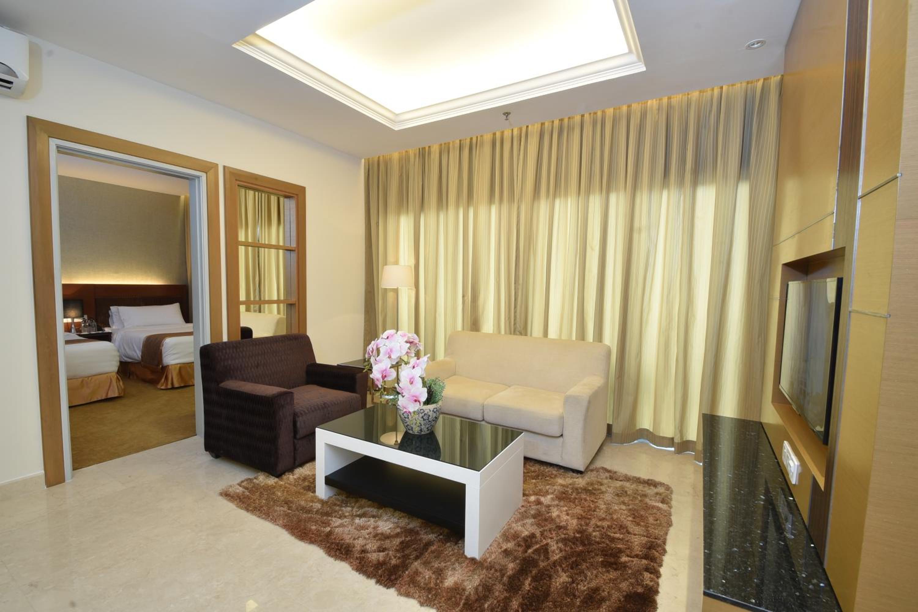 One-Bedroom Apartment King photo 2