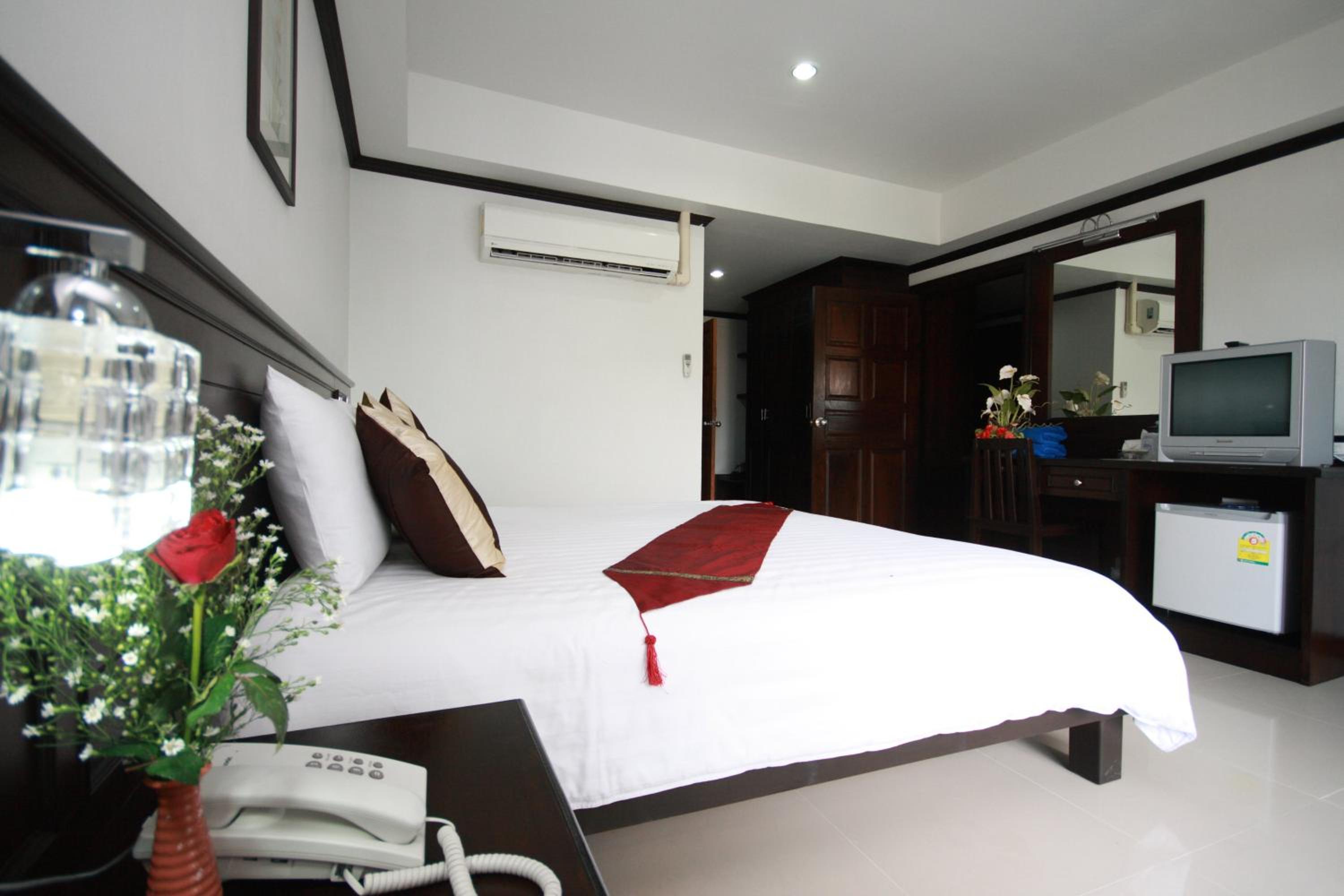 Superior Double or Twin Room - Photo 4