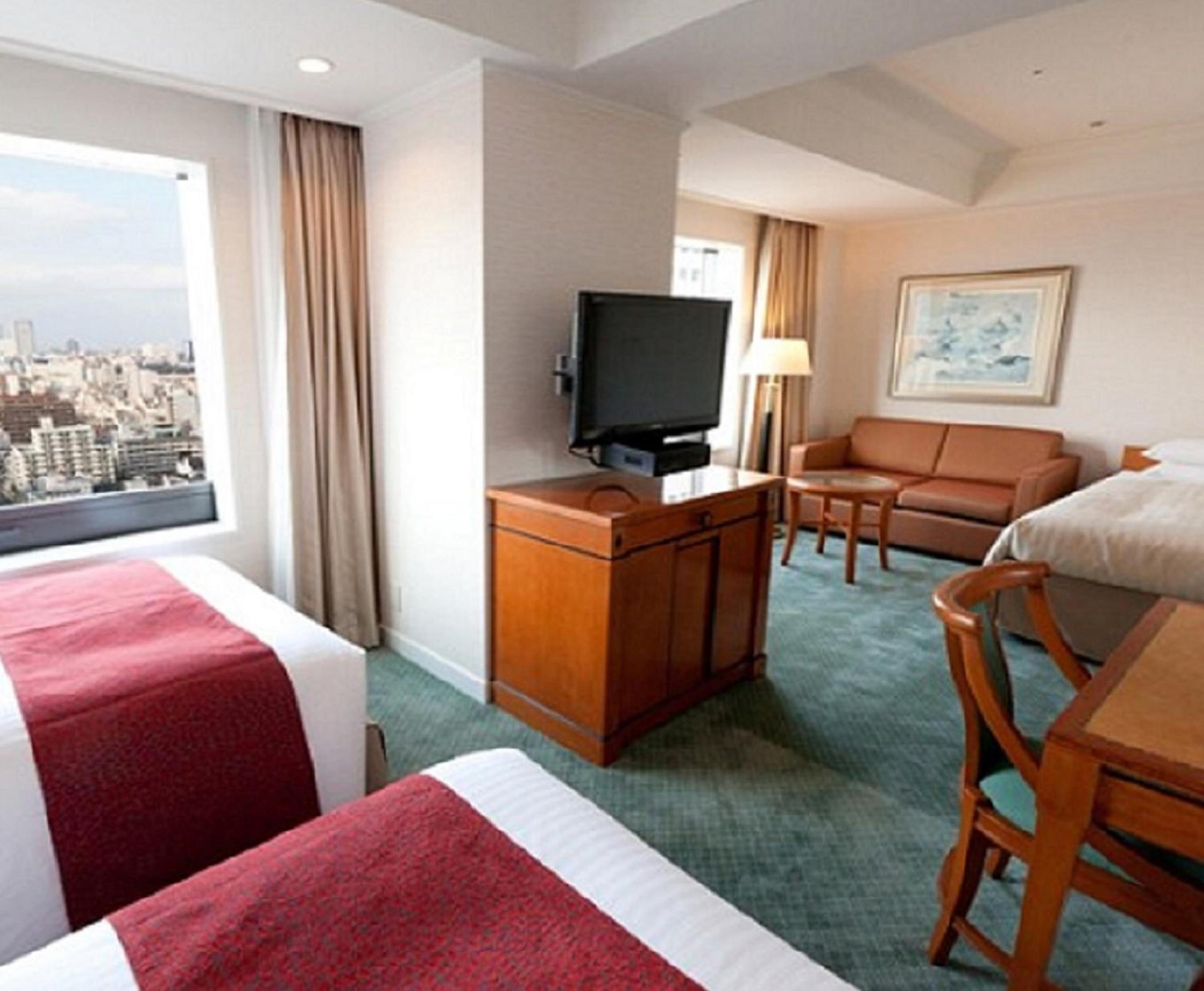Deluxe Family Room with Sky Tree View - Non-Smoking (3 Adult)