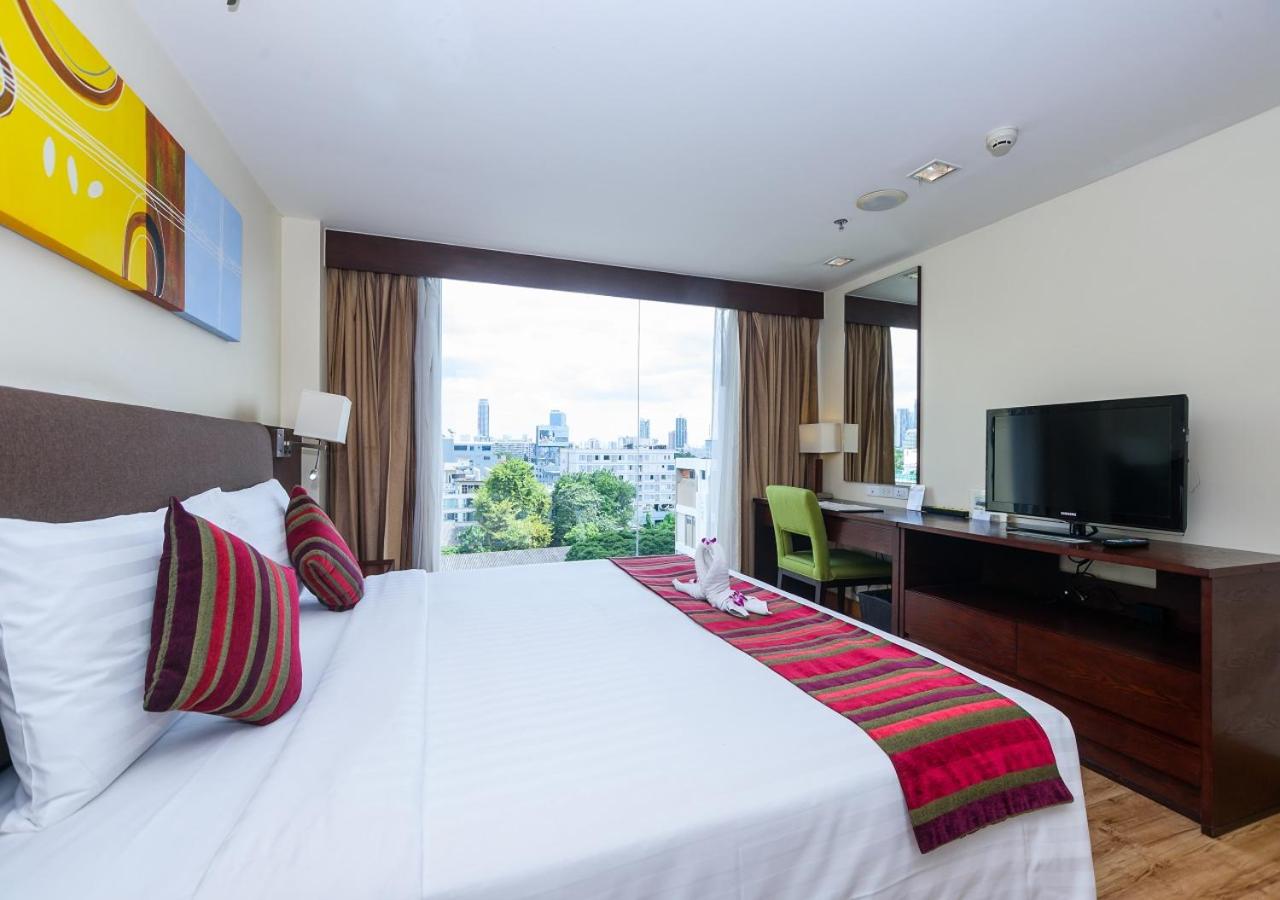 One-Bedroom Suite photo 1