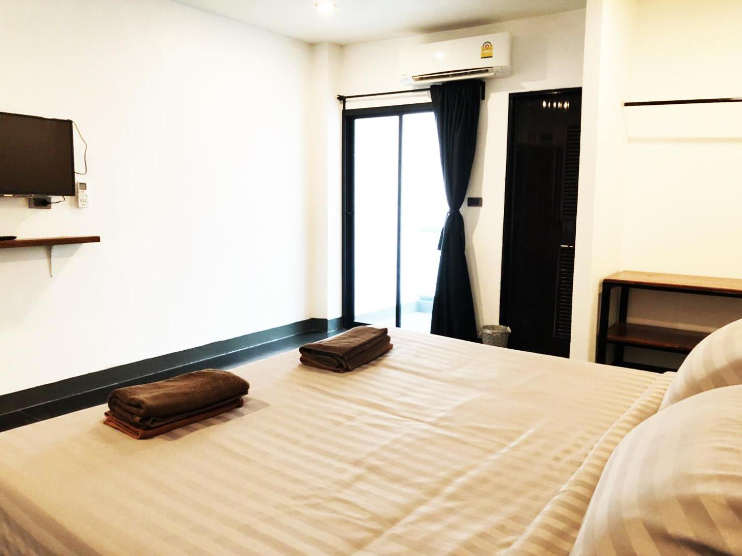 Standard Double Room - Photo 4
