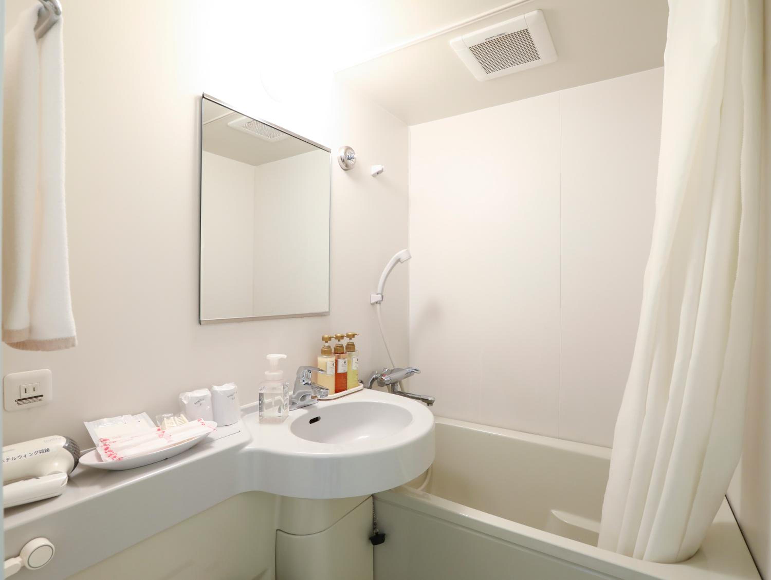 Standard Single Room - Smoking - Photo 15