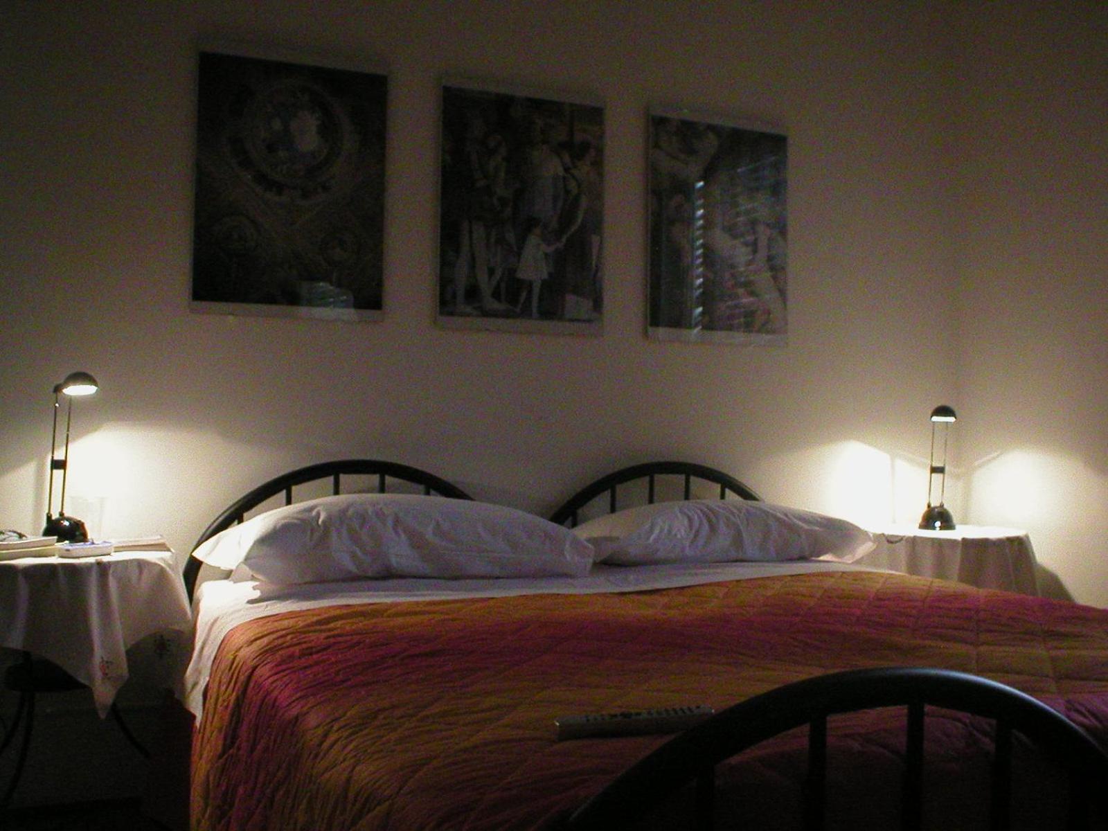 Triple Room with Private Bathroom - Photo 6