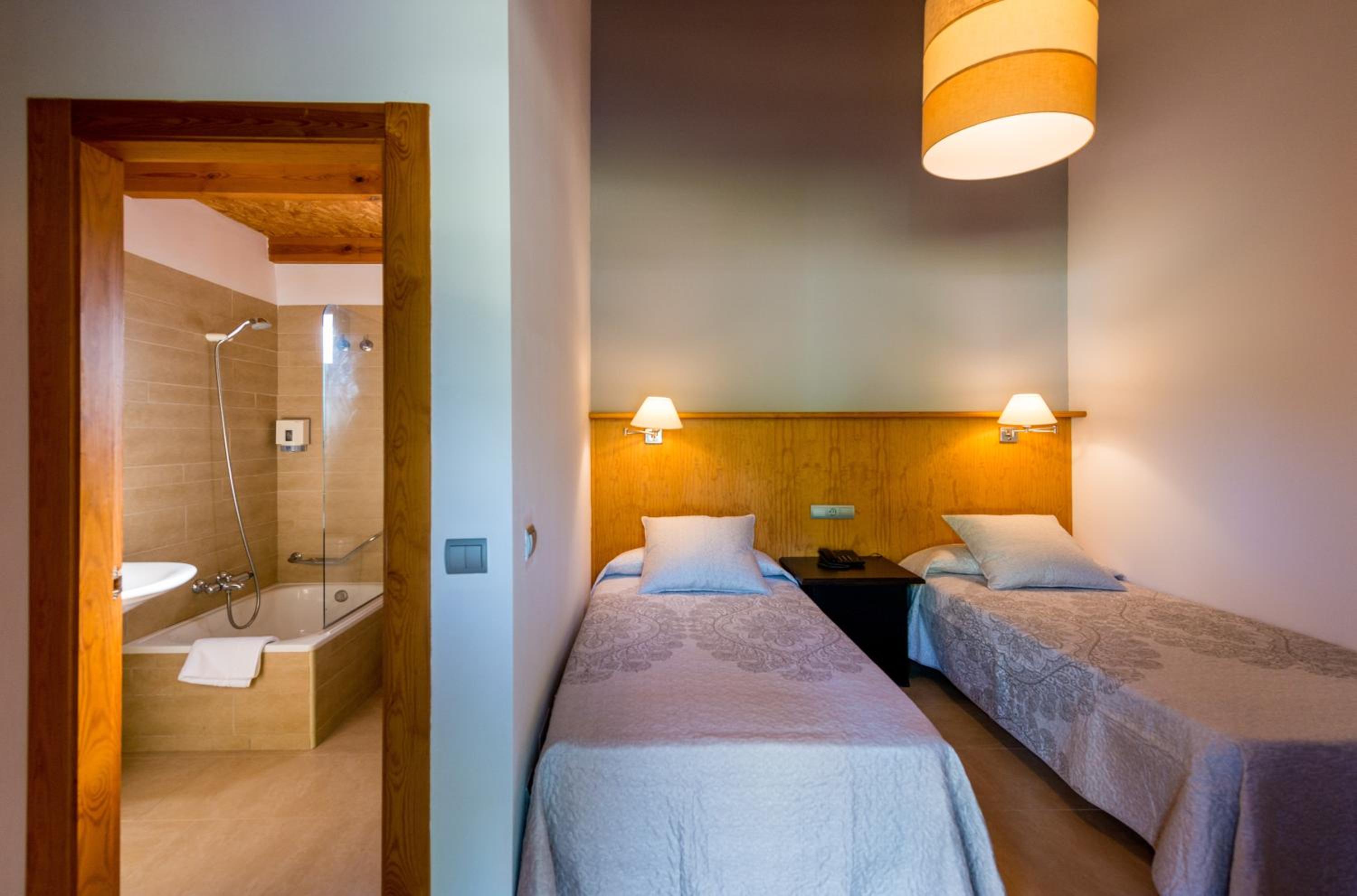 Habitación Doble Estándar con Vista al Jardín