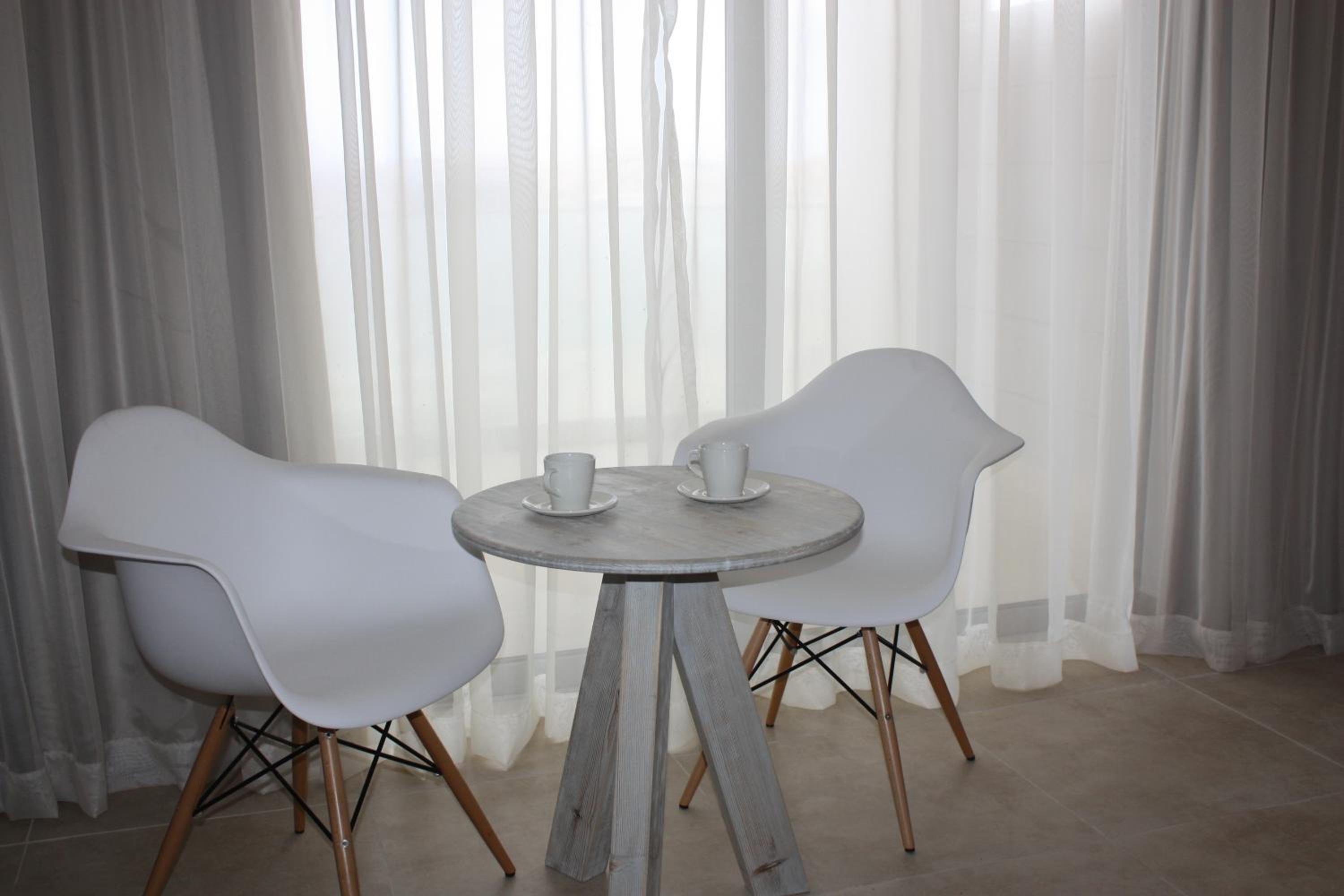 Comfort Superior Room with Airport Transfer