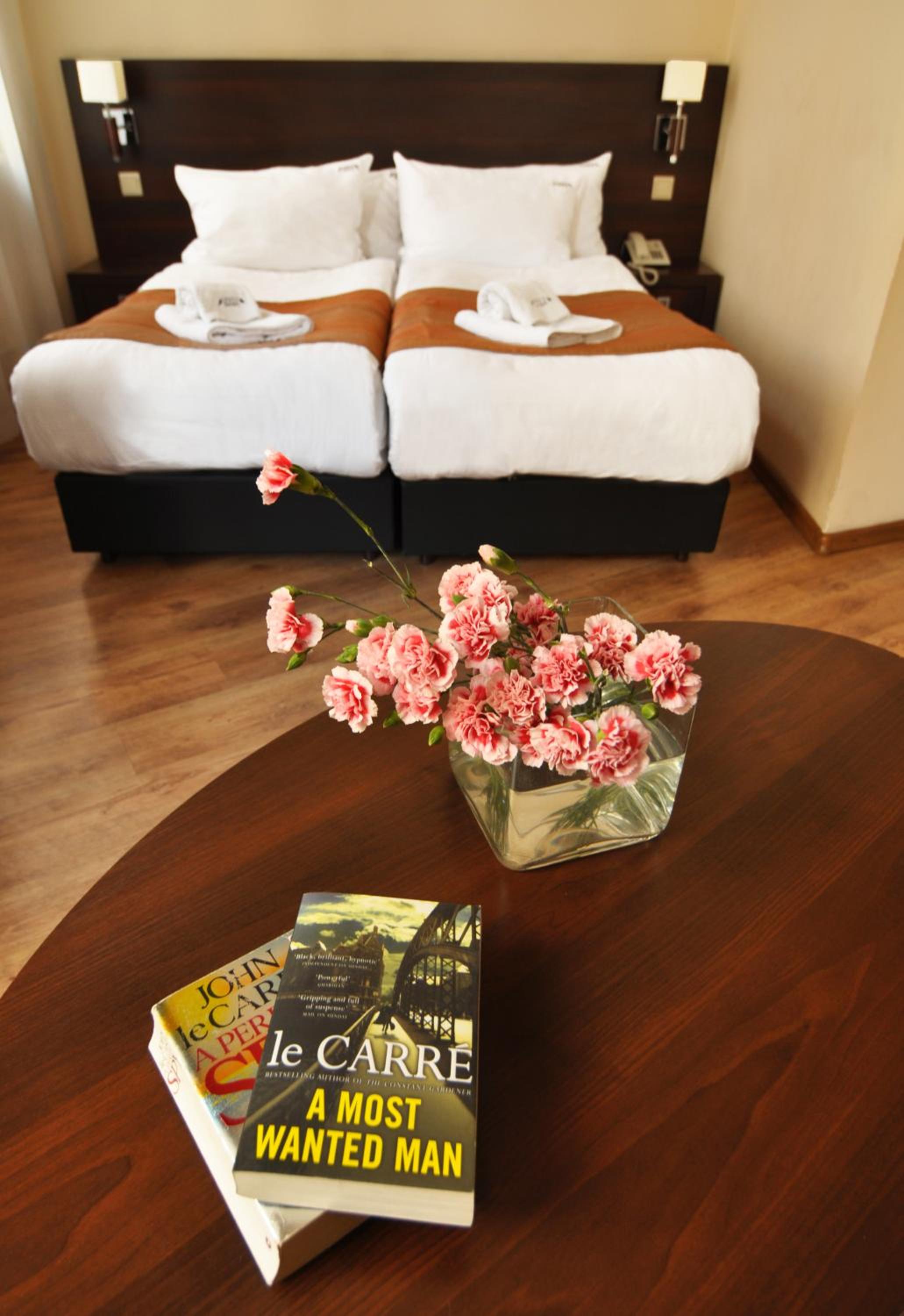 Double or Twin Room - Photo 4