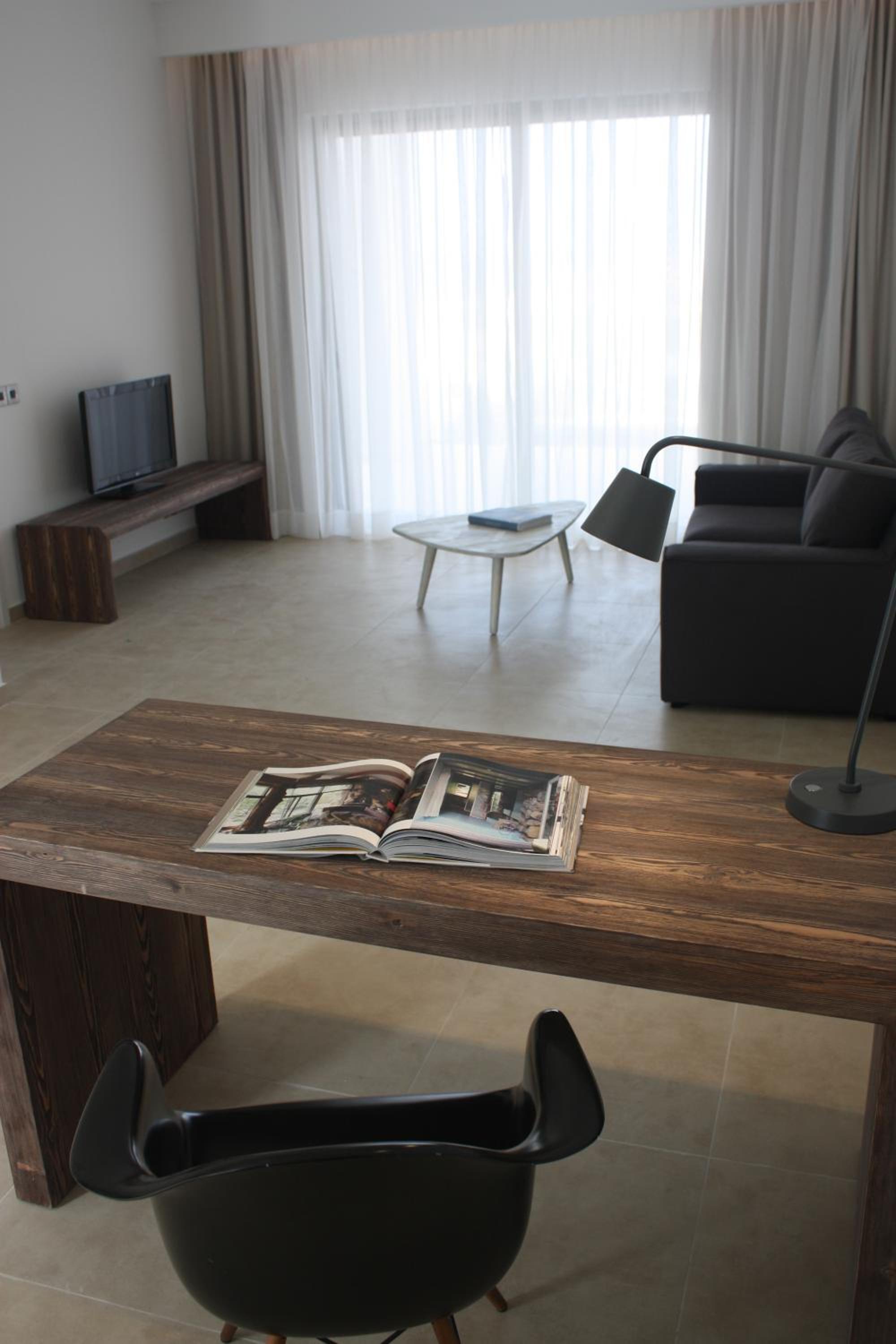 Comfort Suite with Airport Transfer