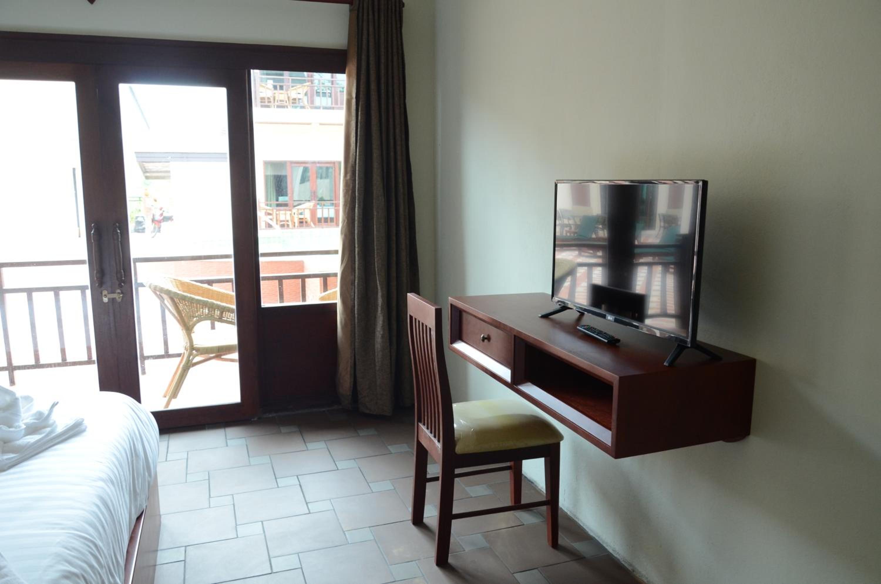 Deluxe Twin Room - Photo 3