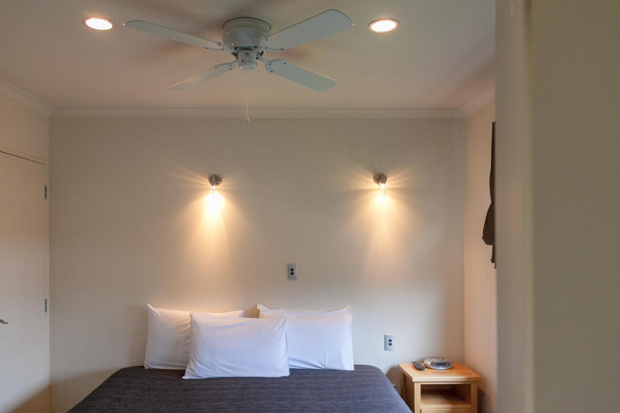 Three-Bedroom Apartment photo 1
