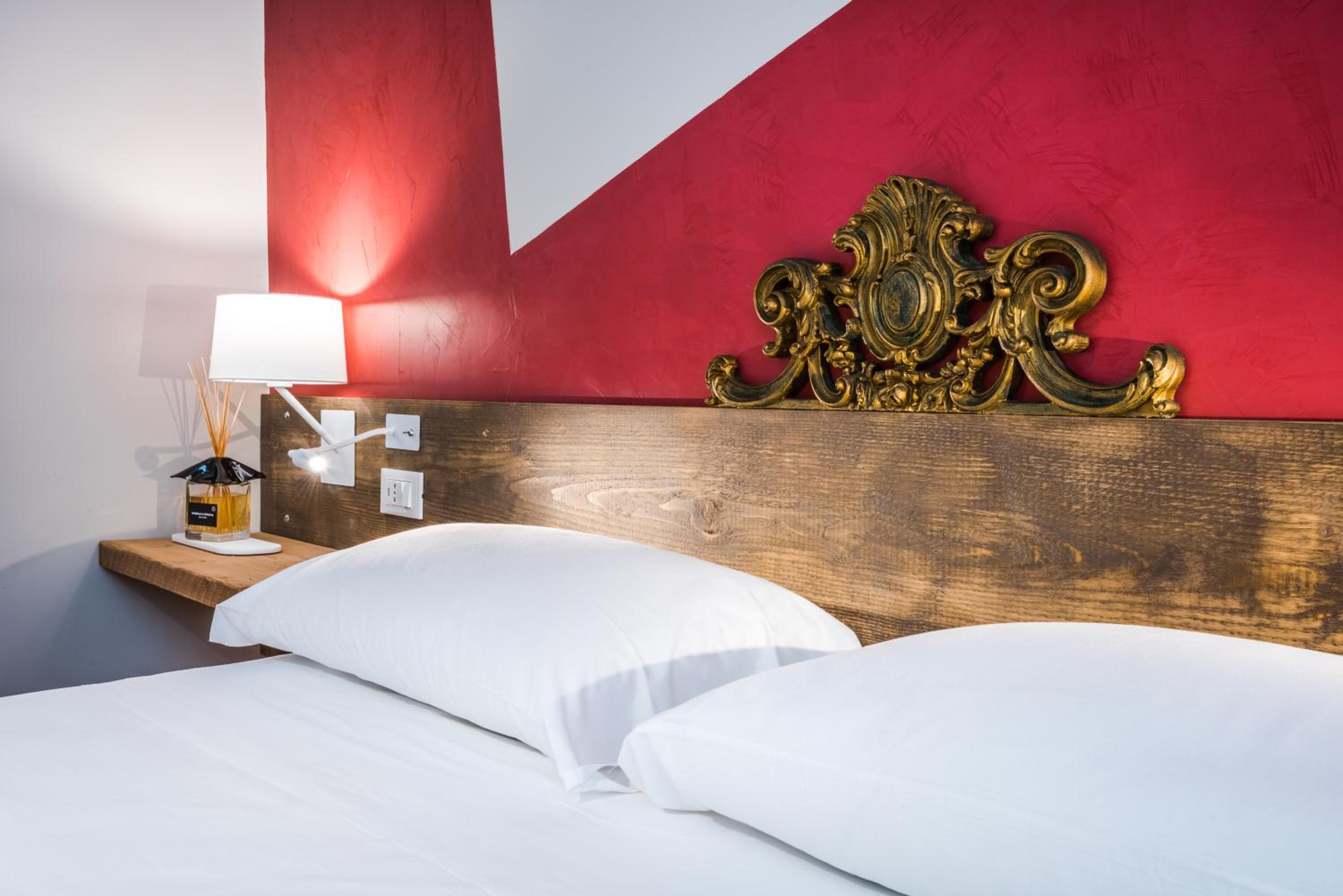 Double or Twin Room with Private Bathroom