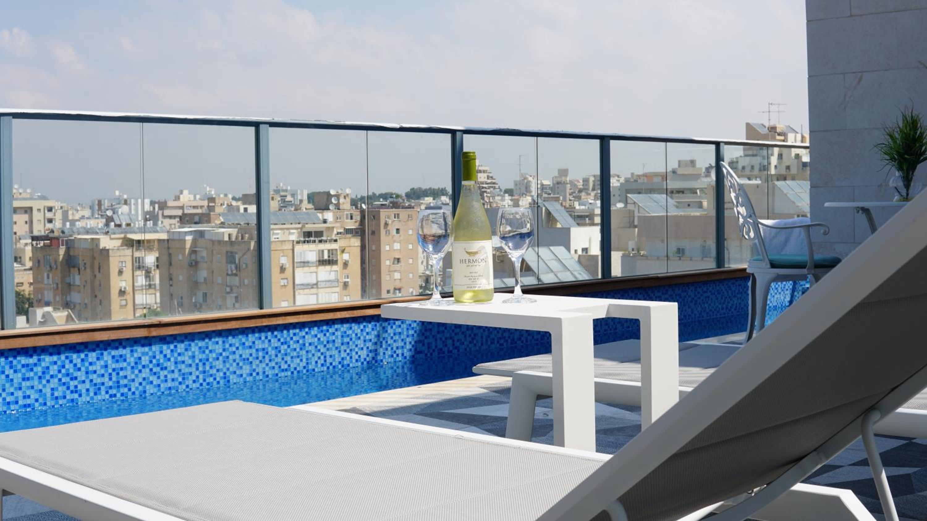 Penthouse Apartment photo 3