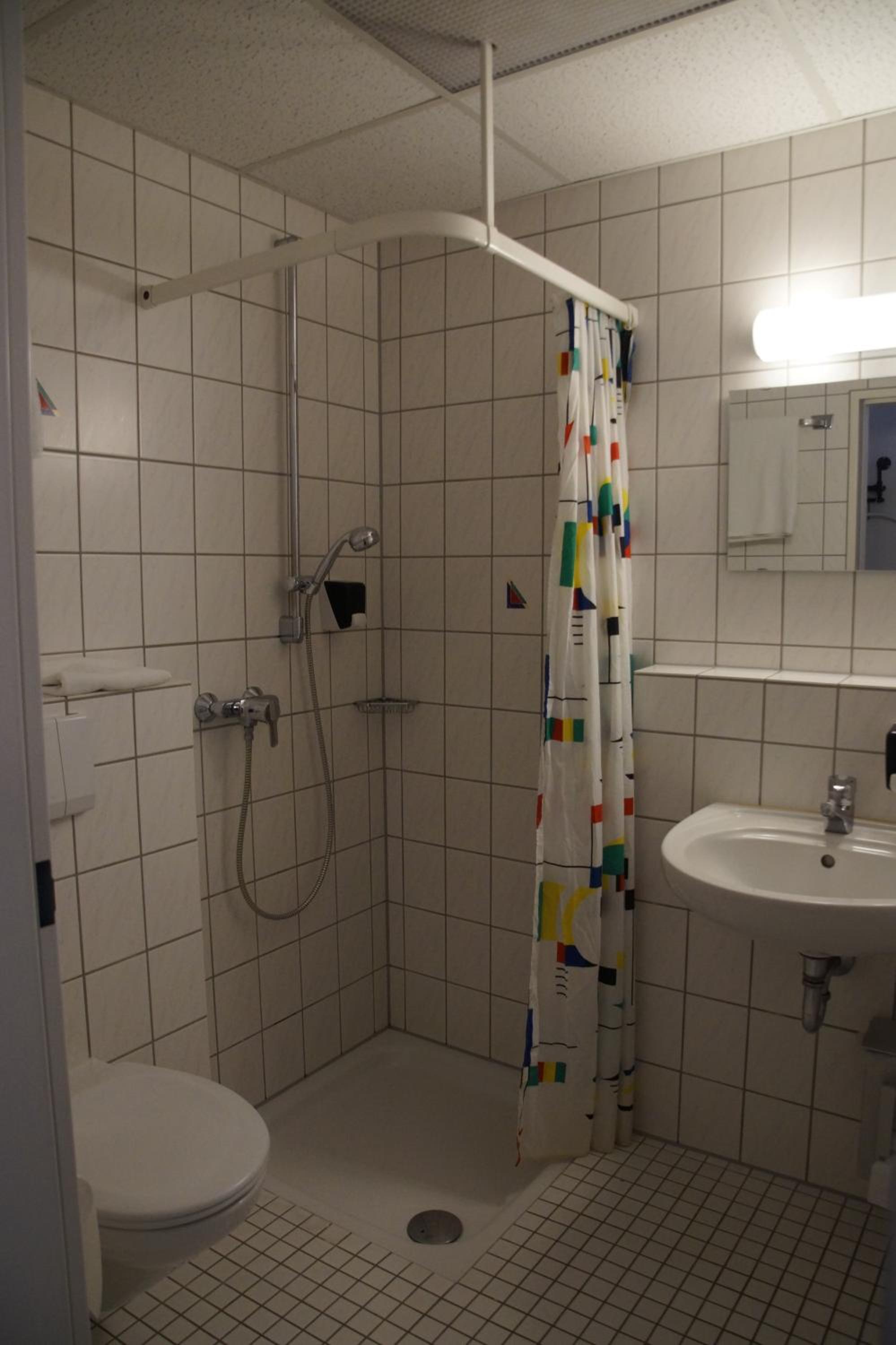Single Room photo 2