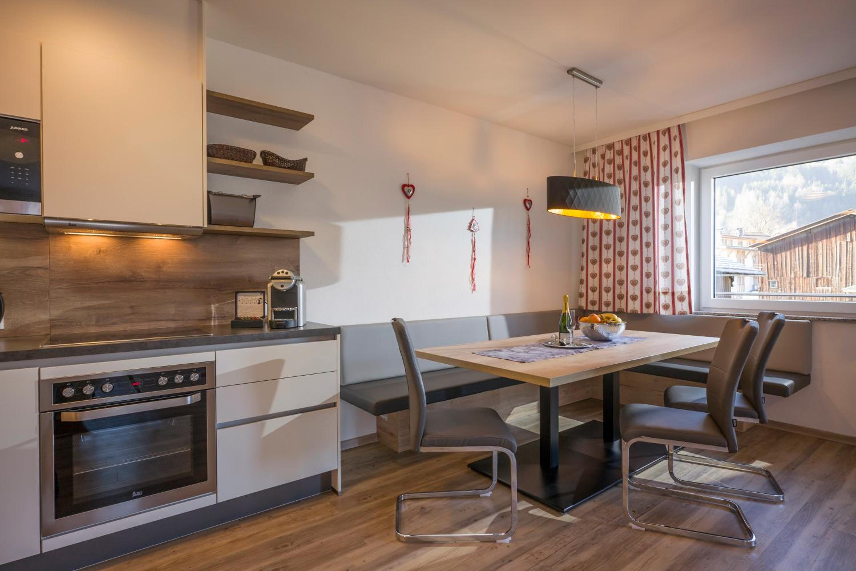 Three-Bedroom Apartment (Dorfplatzl) photo 2