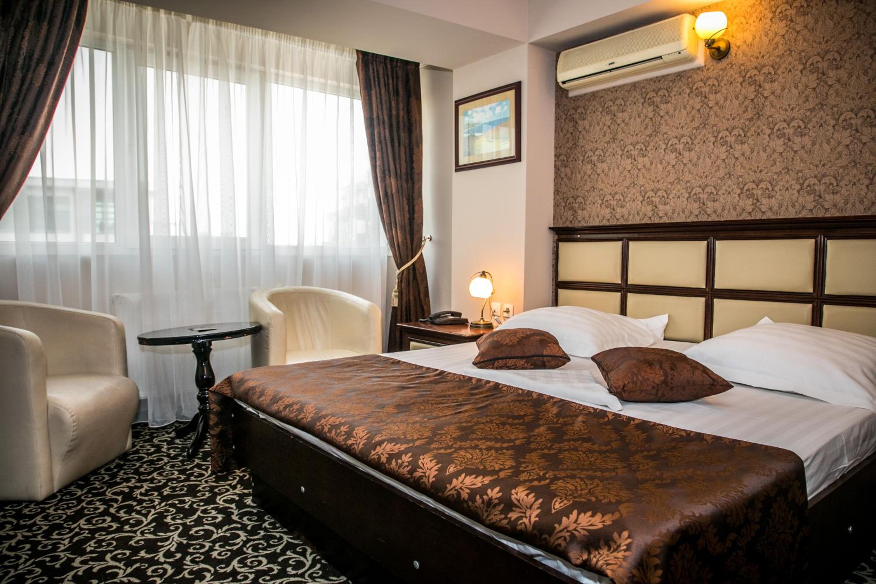 Double Room - Photo 1