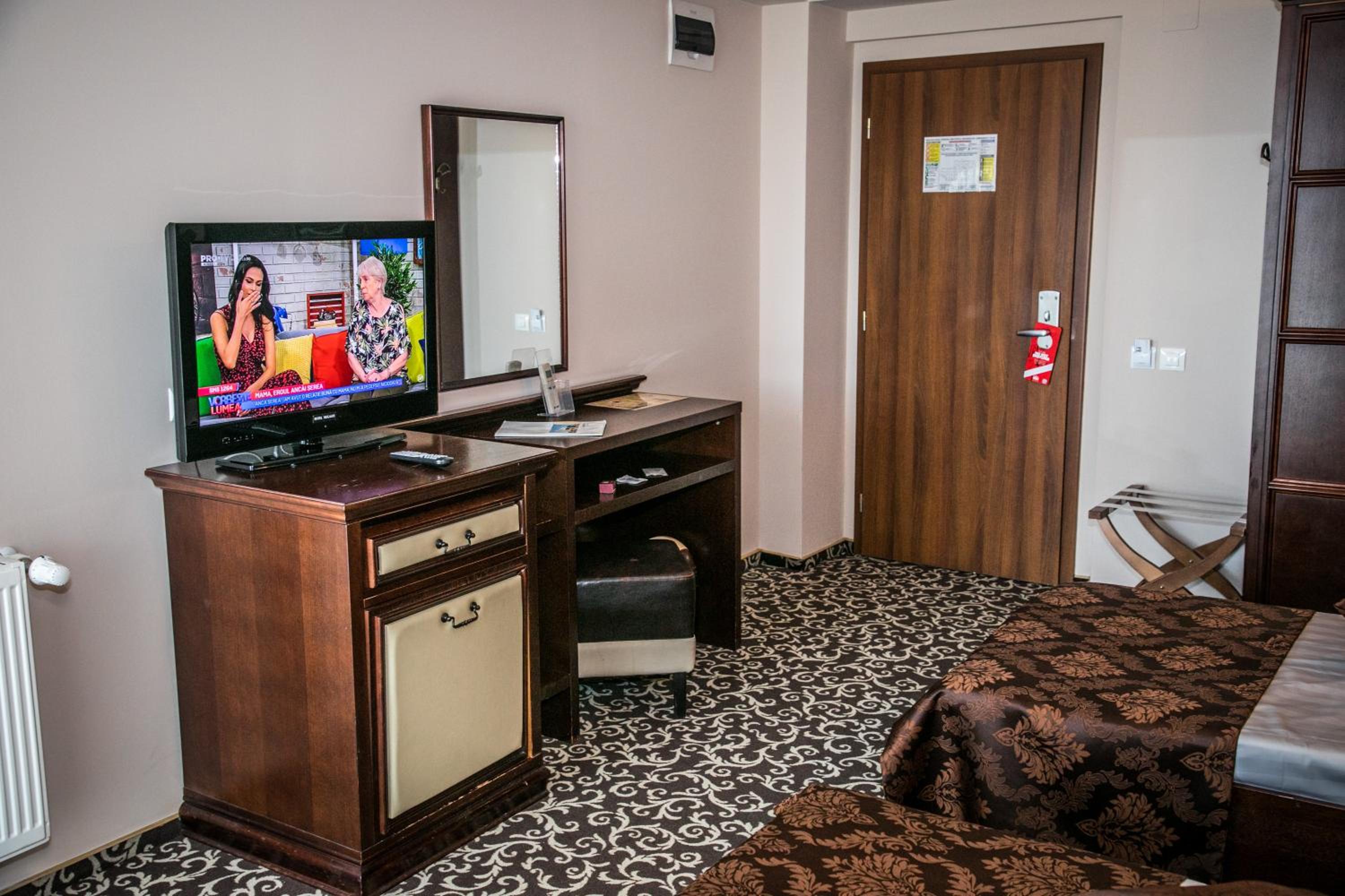 Twin Room - Photo 7