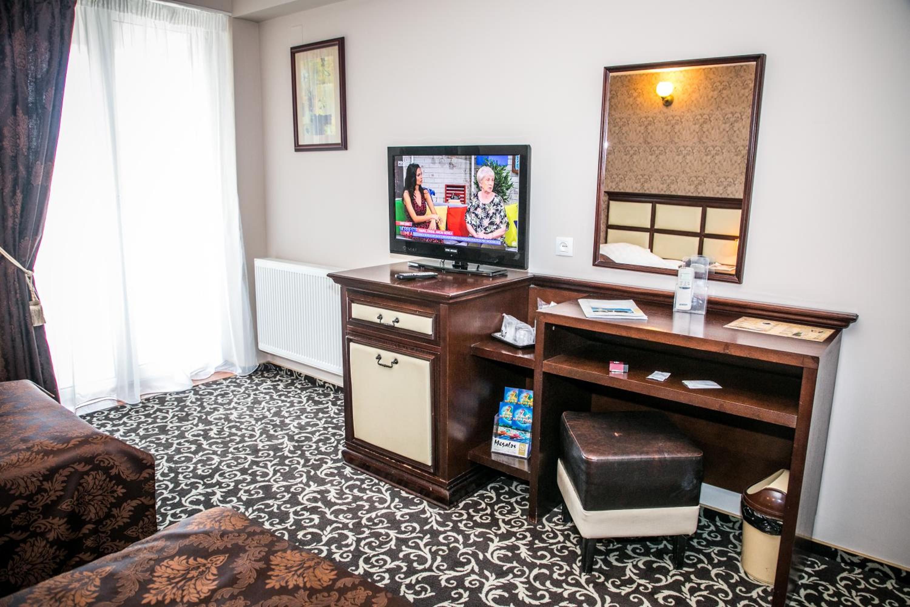 Twin Room - Photo 8