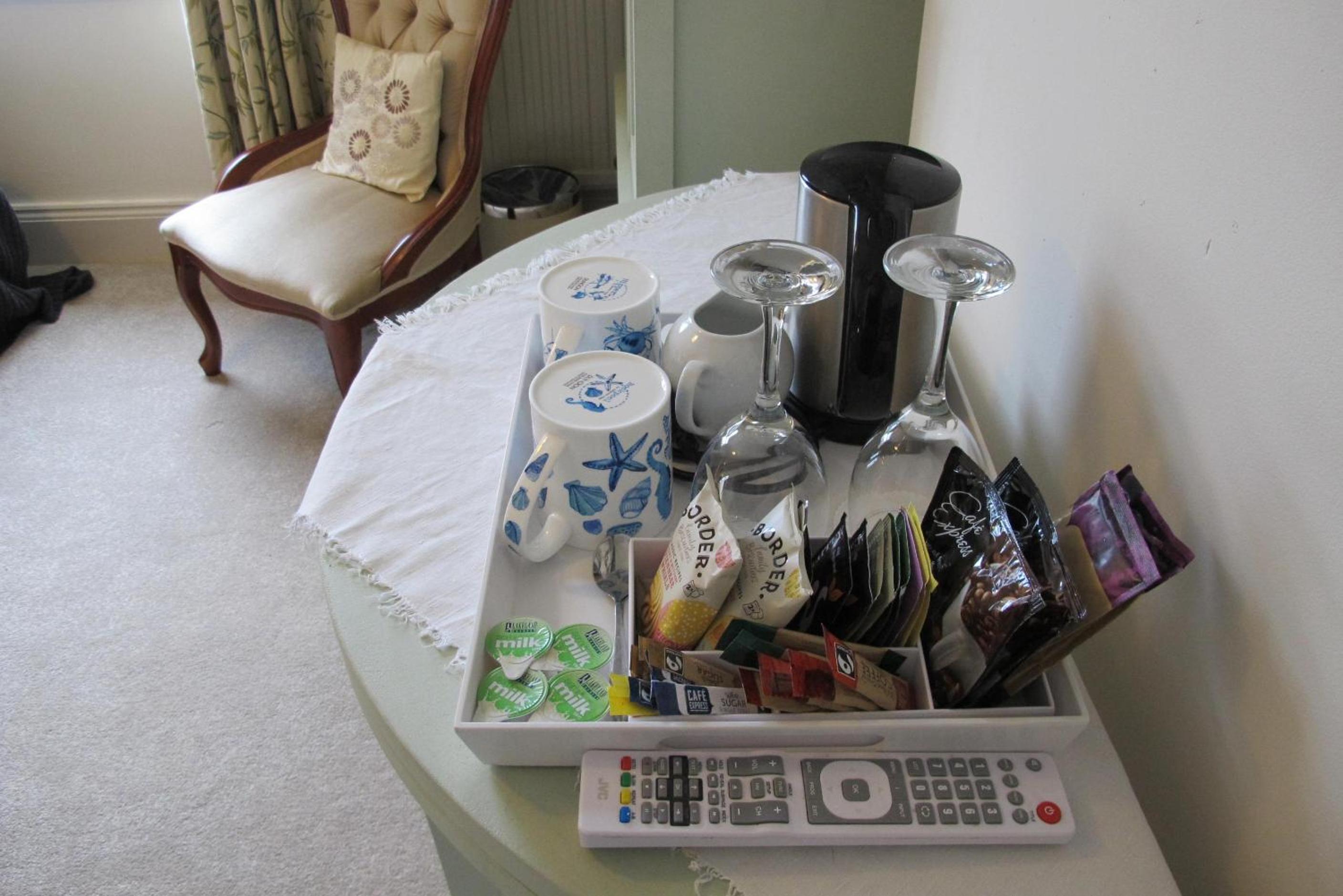 Standard Twin Room with Garden View photo 3