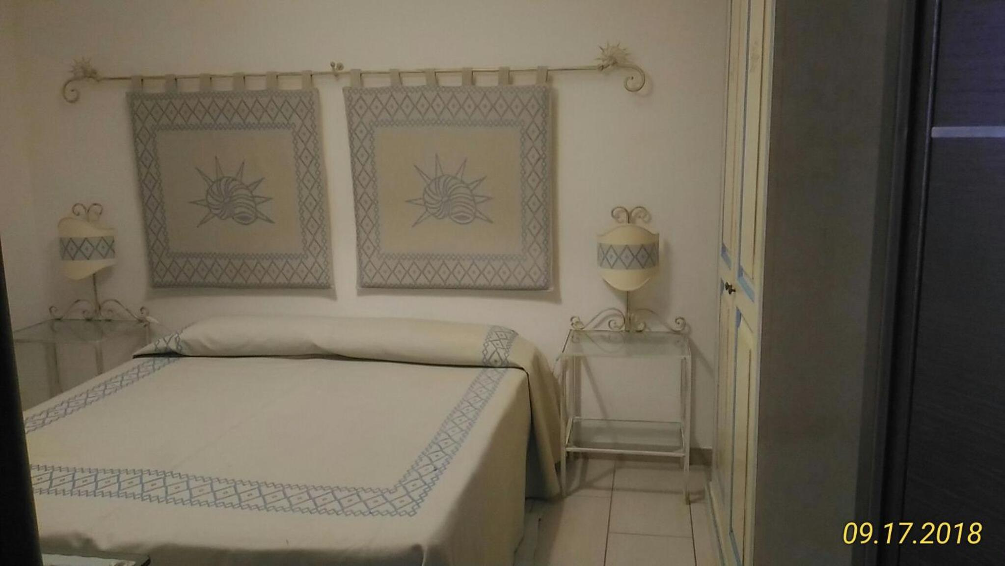 Double Room - Photo 3
