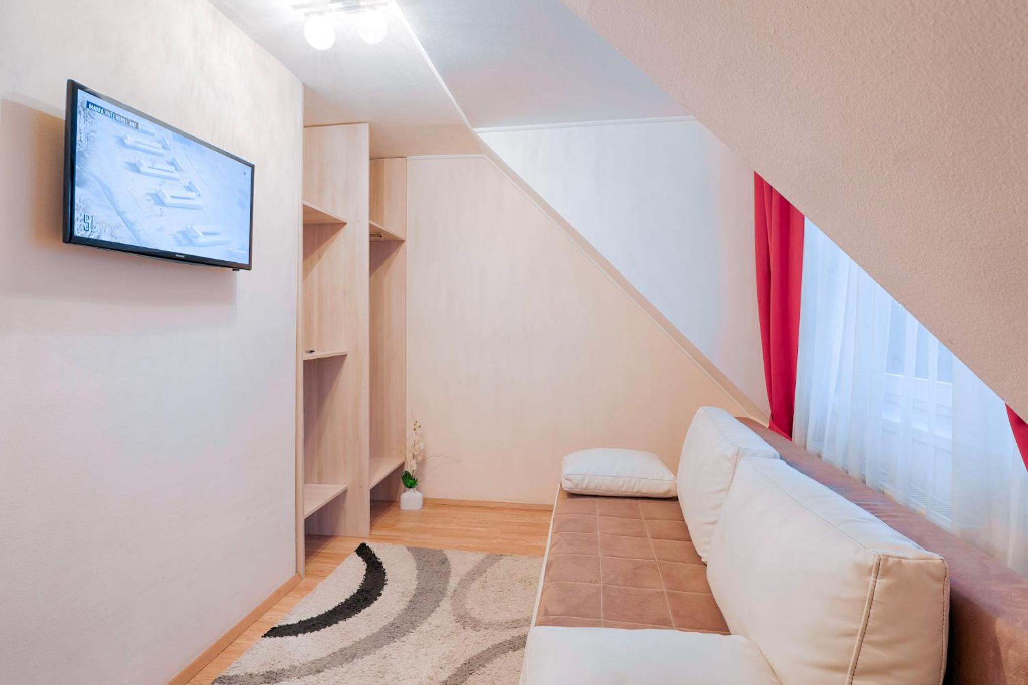 Small Double or Twin Room - Photo 6